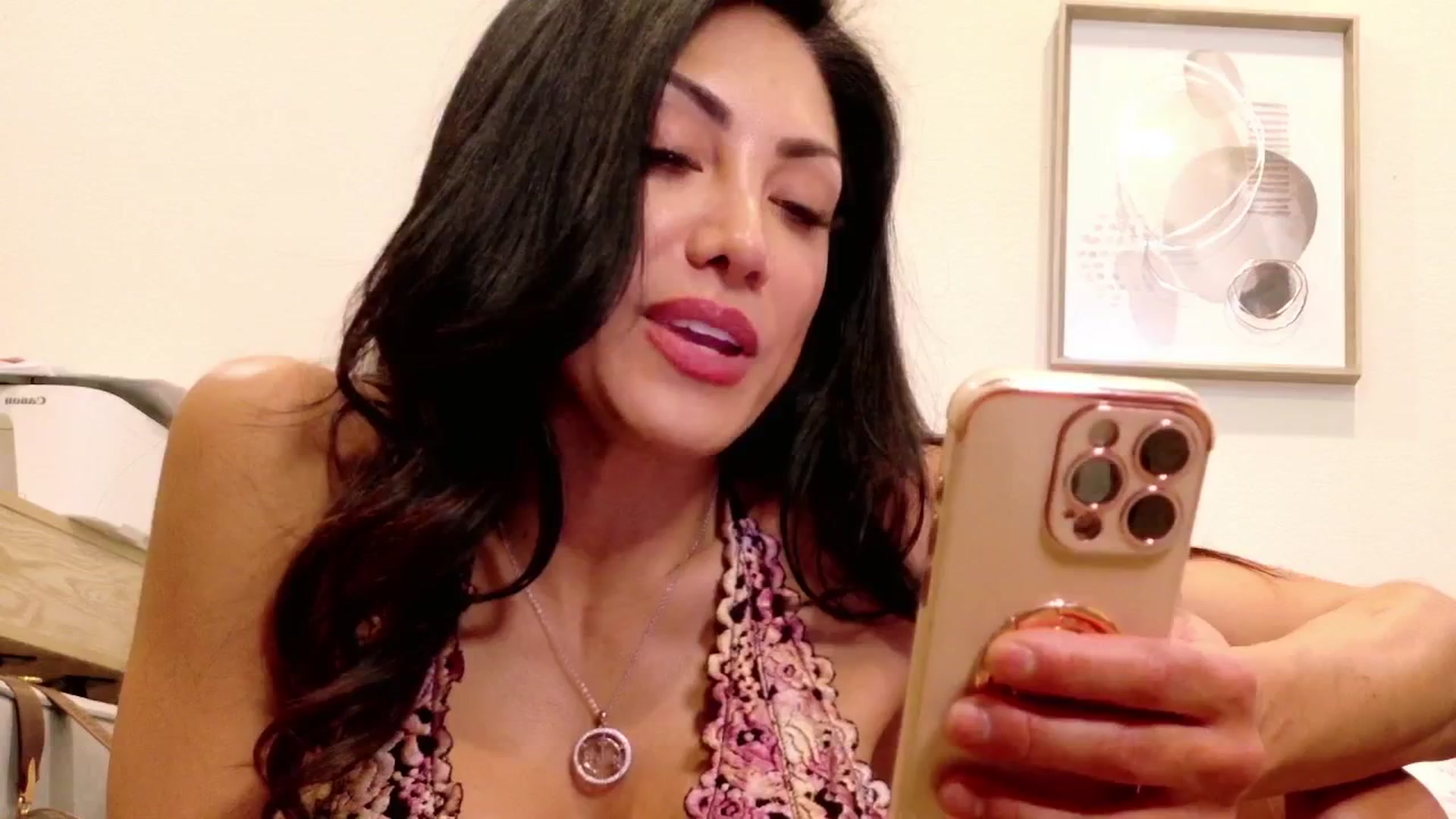 Gallery image thumbnail from tianad143's myfreecams stream on, 05/02/2025, 02:50 image 1 of 20