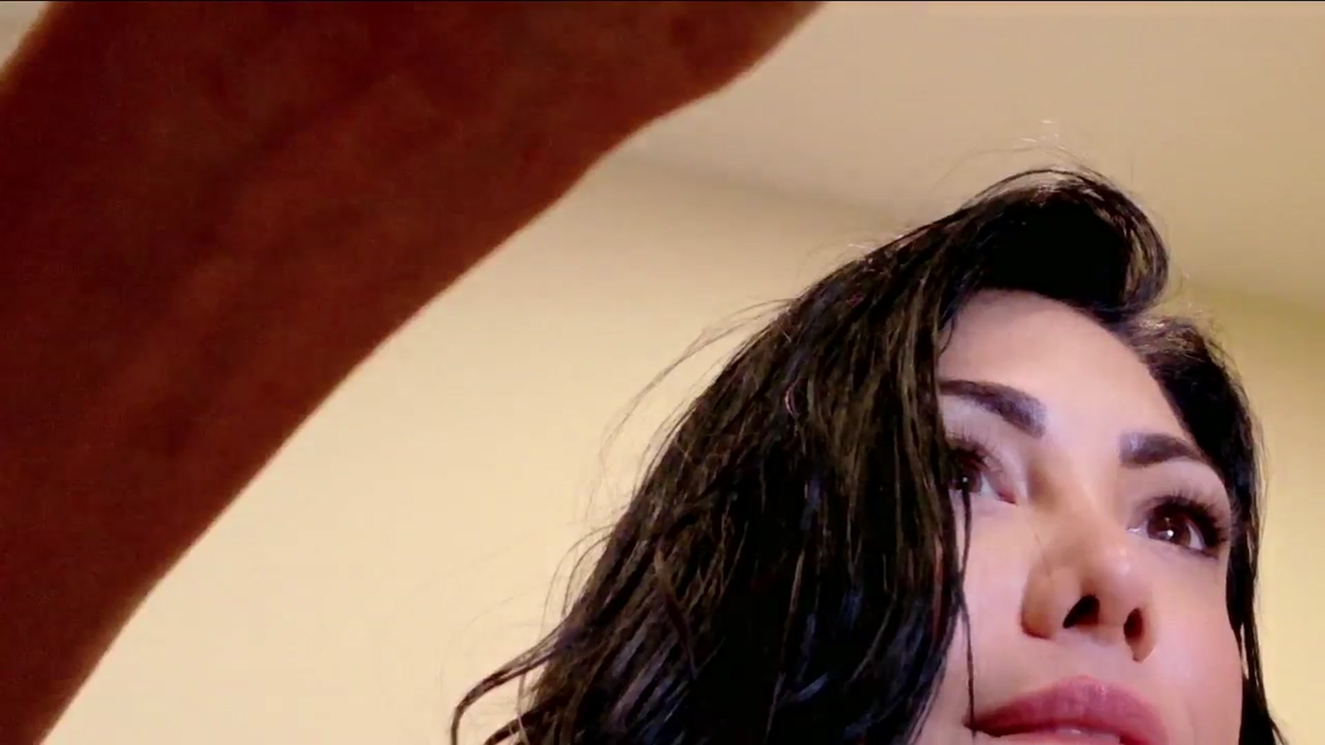 Gallery image thumbnail from tianad143's myfreecams stream on, 05/14/2025, 06:56 image 18 of 20
