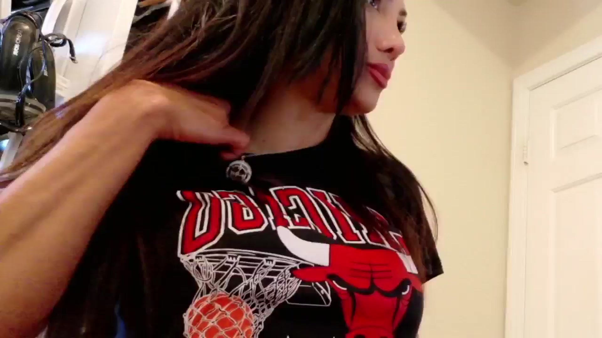 Gallery image thumbnail from tianad143's myfreecams stream on, 06/03/2025, 01:23 image 15 of 20