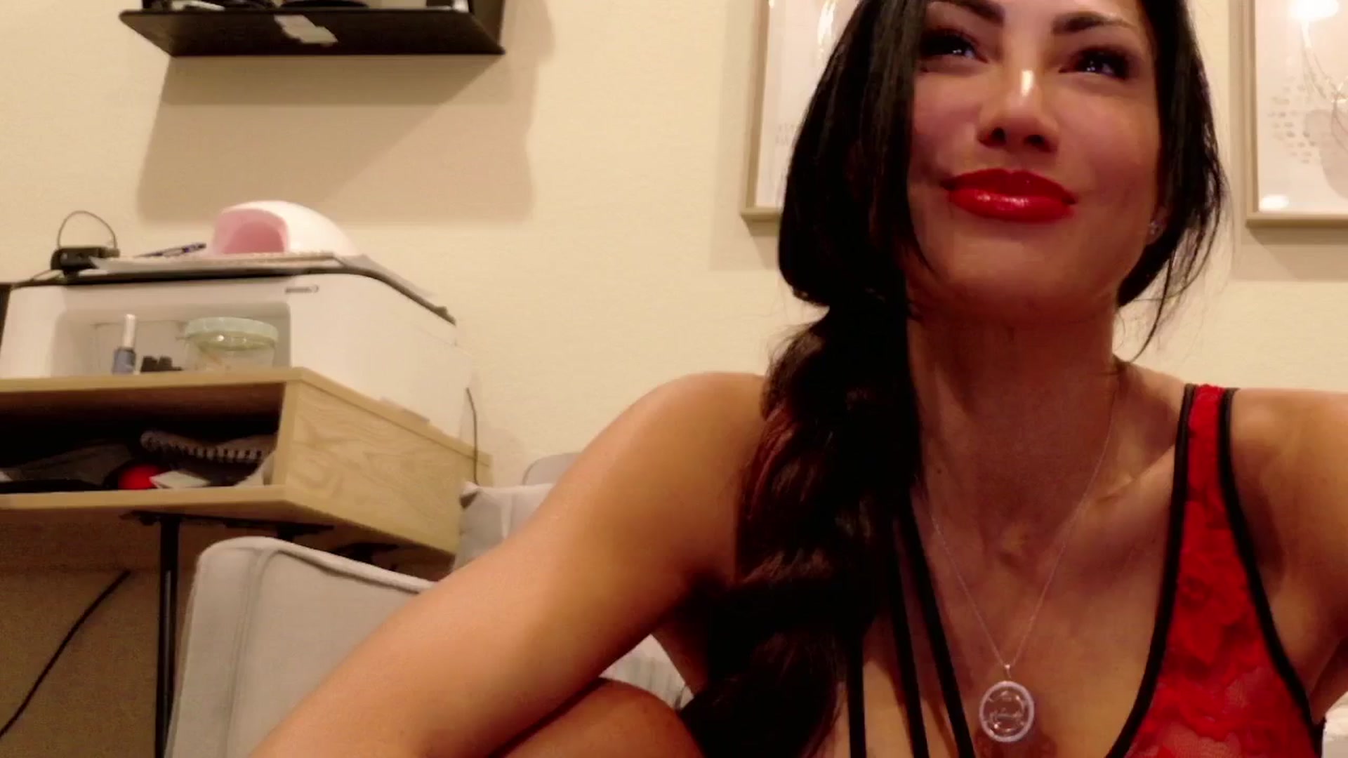 Gallery image thumbnail from tianad143's myfreecams stream on, 06/08/2025, 07:32 image 9 of 20
