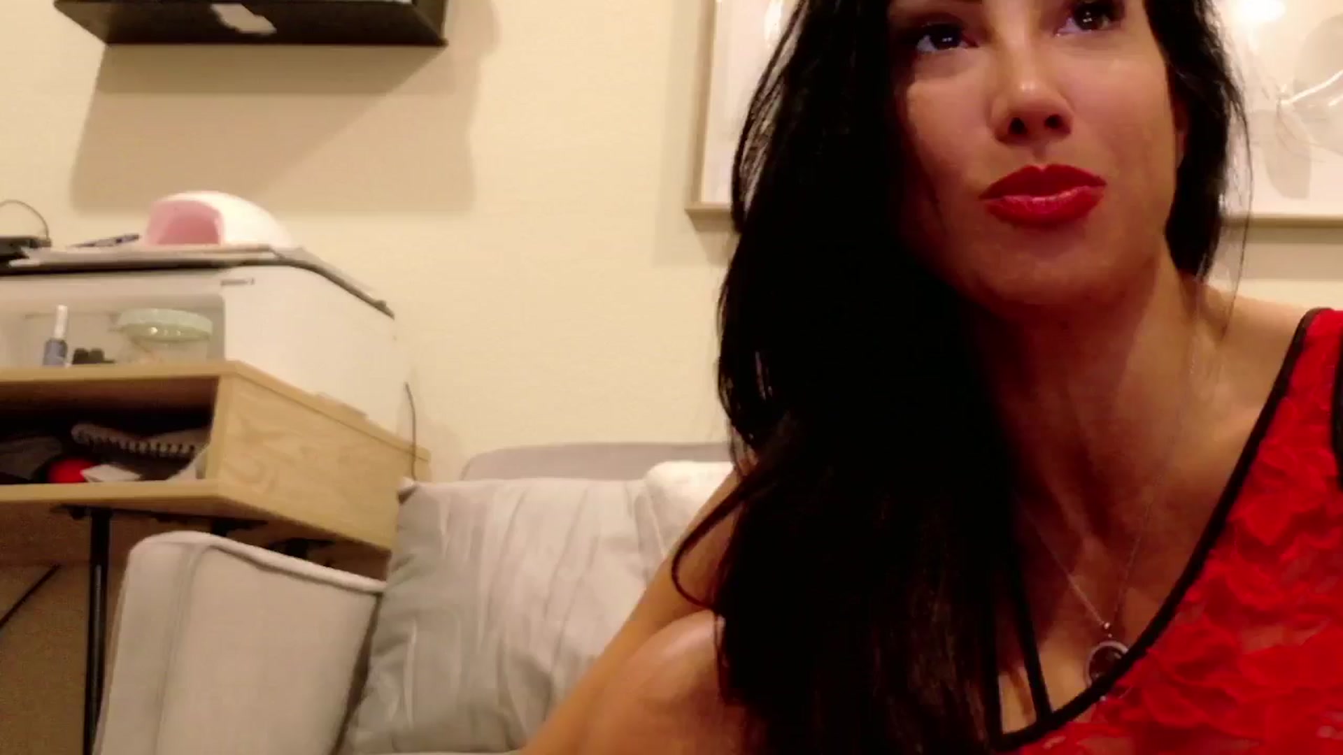 Gallery image thumbnail from tianad143's myfreecams stream on, 06/08/2025, 07:32 image 20 of 20