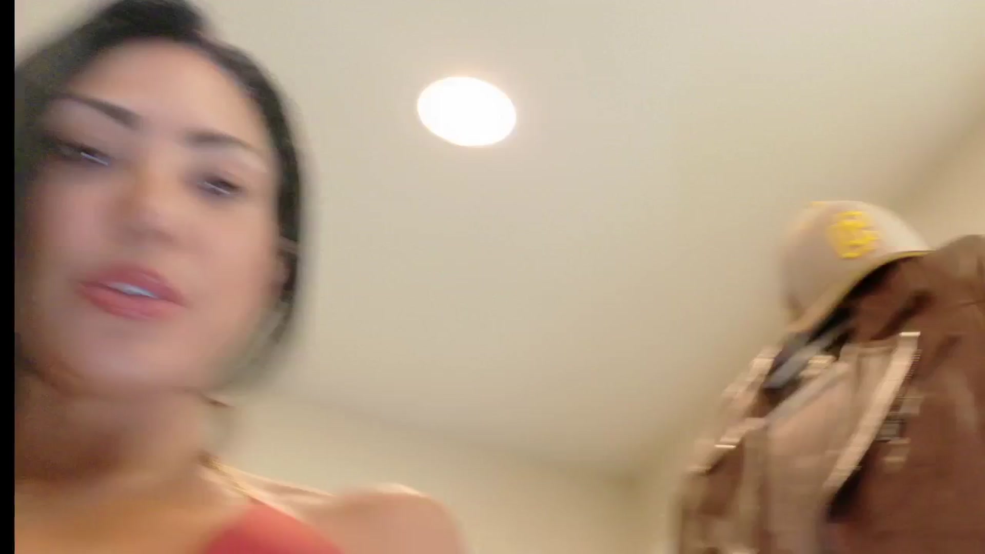 Gallery image thumbnail from tianad143's myfreecams stream on, 06/14/2025, 02:21 image 15 of 20