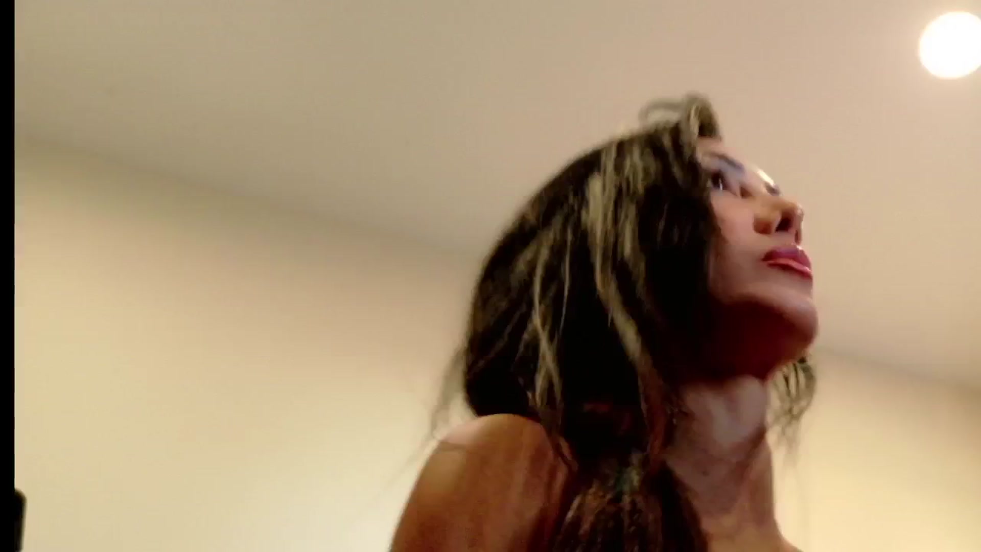 Gallery image thumbnail from tianad143's myfreecams stream on, 06/14/2025, 03:47 image 1 of 20