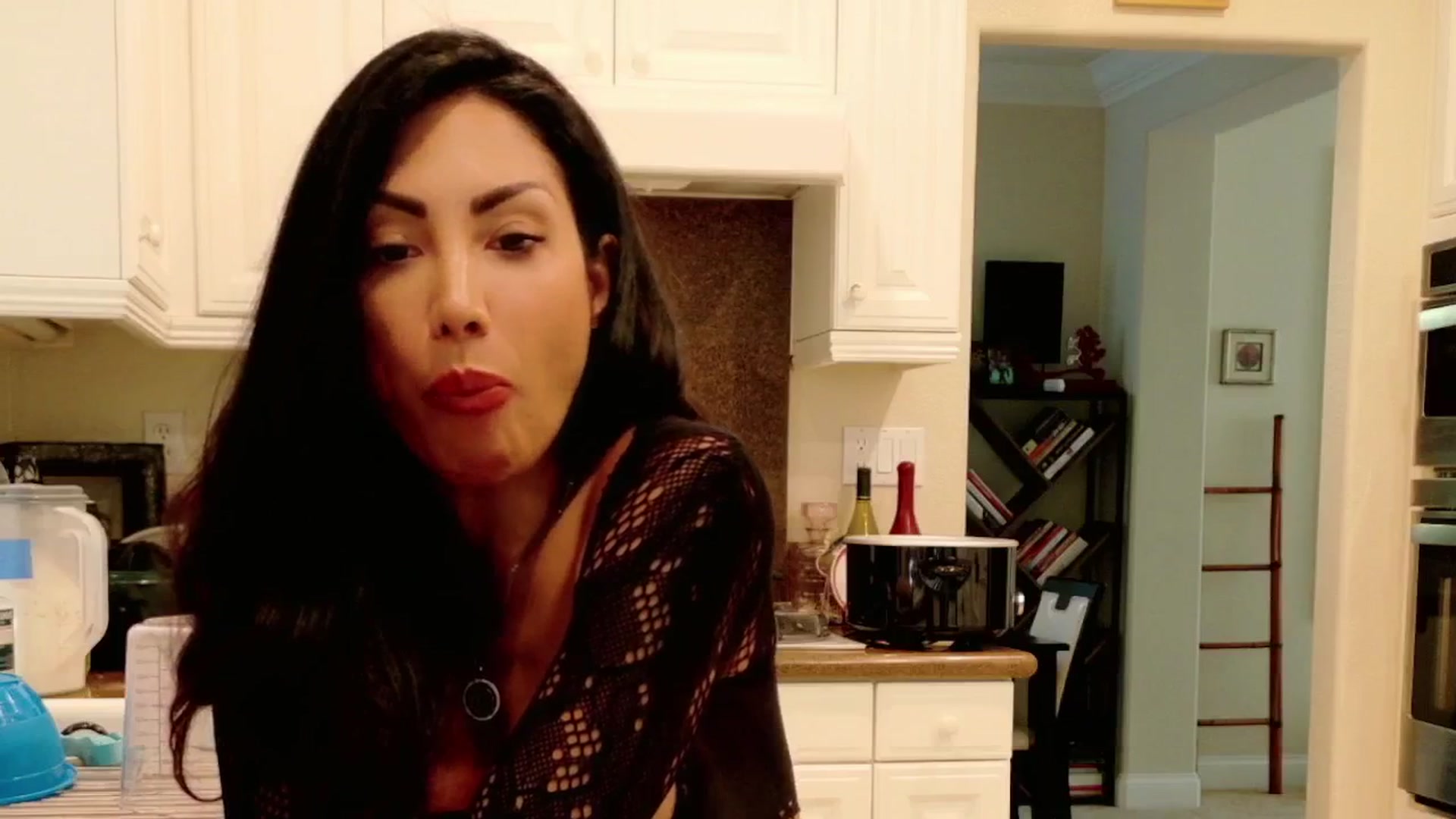 Gallery image thumbnail from tianad143's myfreecams stream on, 07/07/2025, 01:50 image 6 of 20