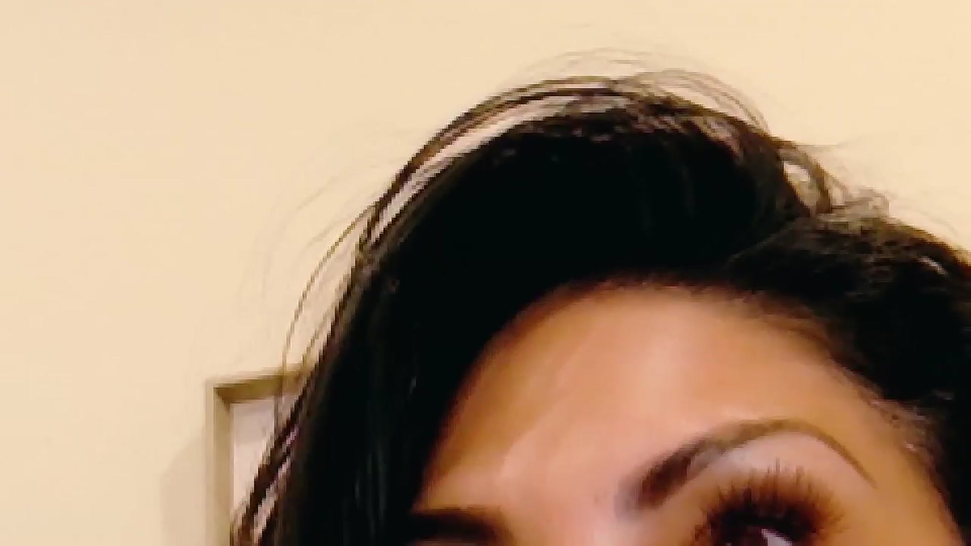 Gallery image thumbnail from tianad143's myfreecams stream on, 09/28/2025, 04:25 image 16 of 20