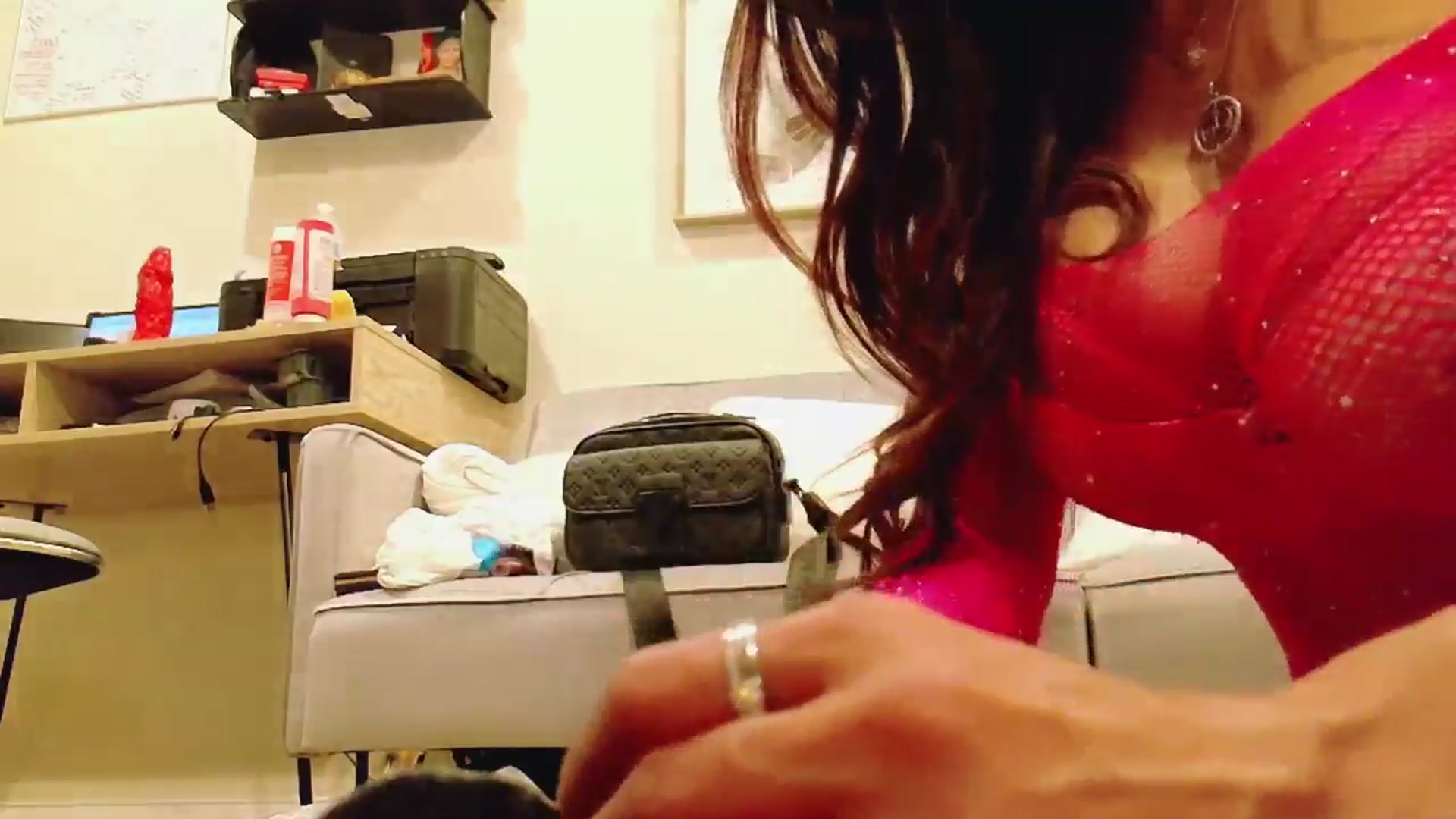 Gallery image thumbnail from tianad143's myfreecams stream on, 11/02/2025, 06:52 image 5 of 20