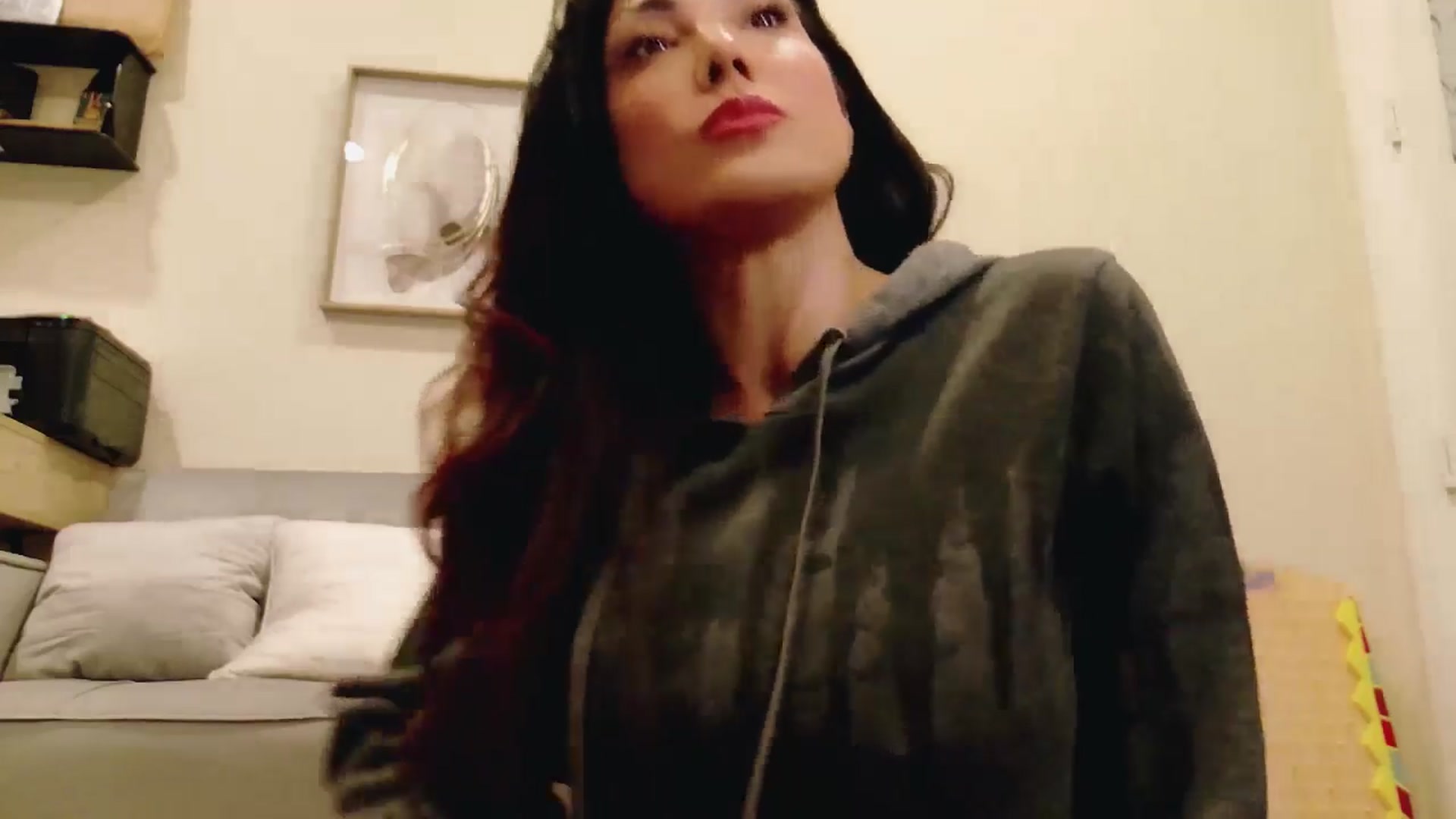 Gallery image thumbnail from tianad143's myfreecams stream on, 11/28/2025, 05:00 image 4 of 20