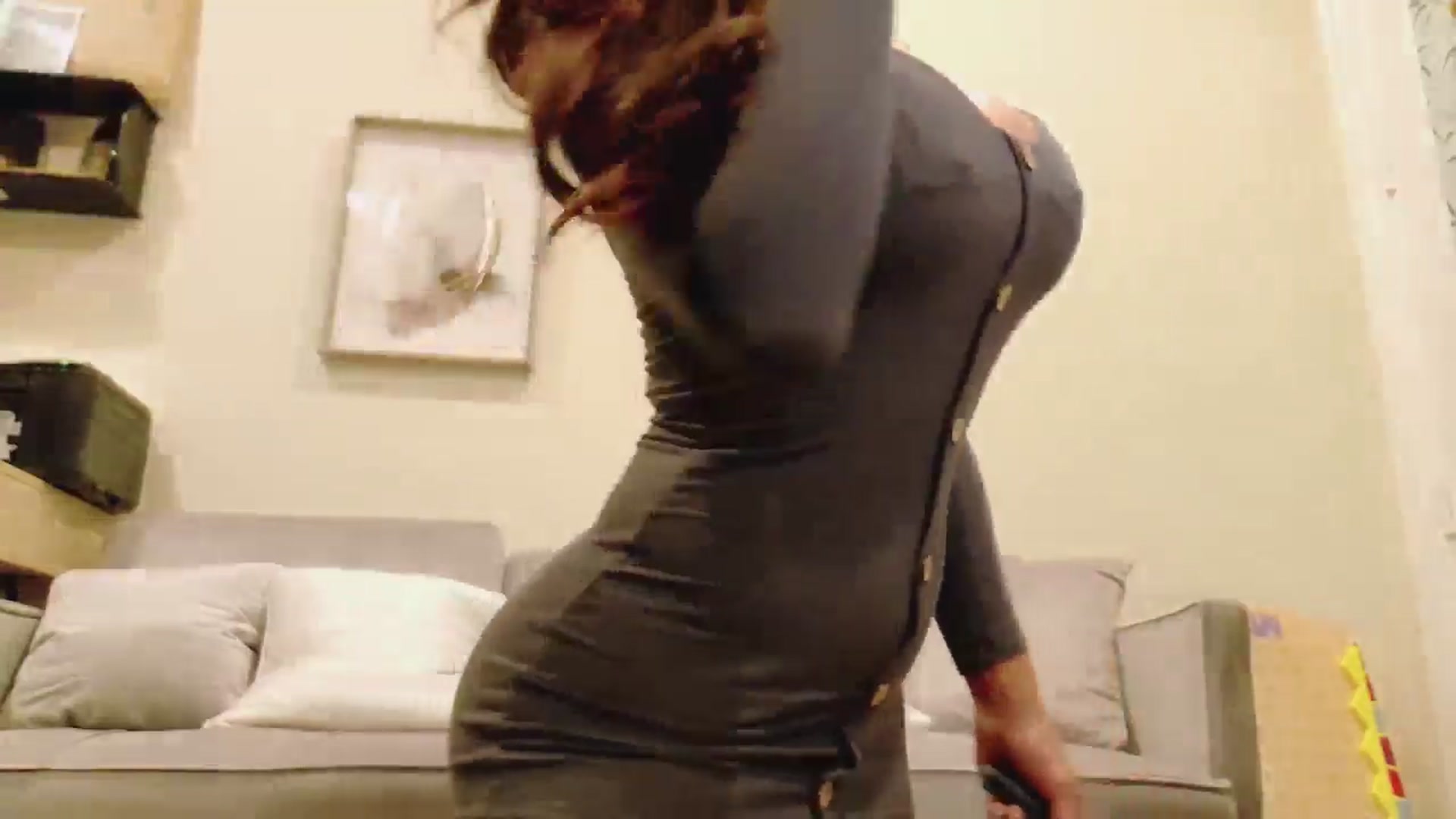 Gallery image thumbnail from tianad143's myfreecams stream on, 11/28/2025, 05:00 image 8 of 20