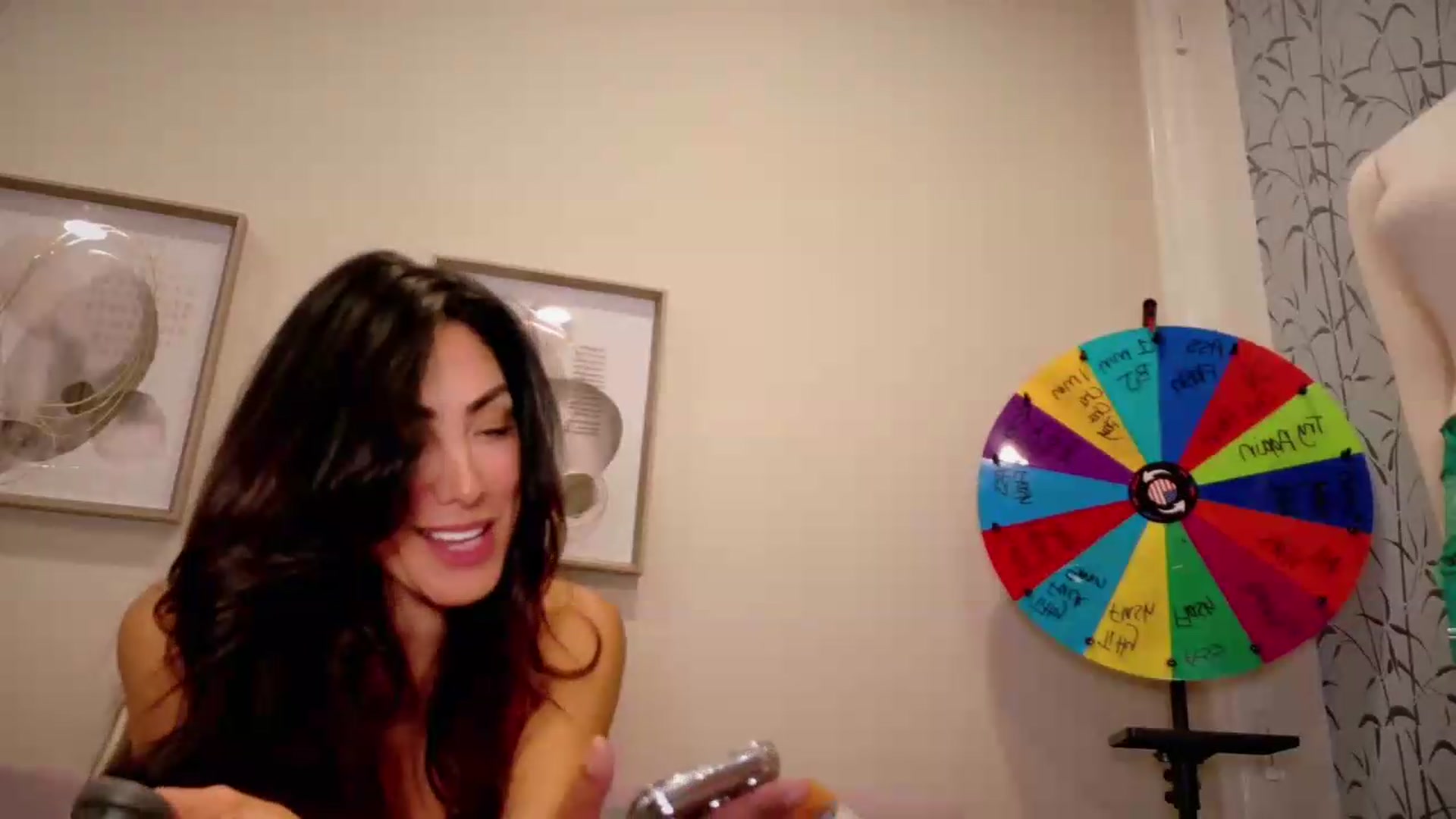 Gallery image thumbnail from tianad143's myfreecams stream on, 06/10/2026, 05:38 image 14 of 20