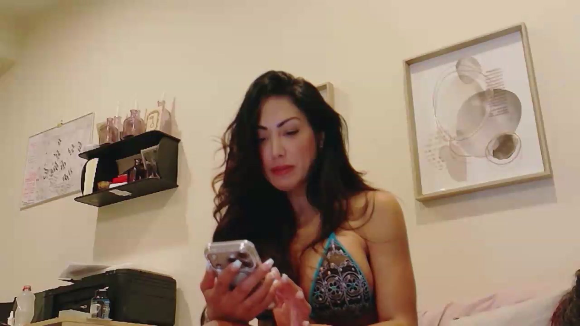 Gallery image thumbnail from tianad143's myfreecams stream on, 07/04/2026, 10:43 image 7 of 20