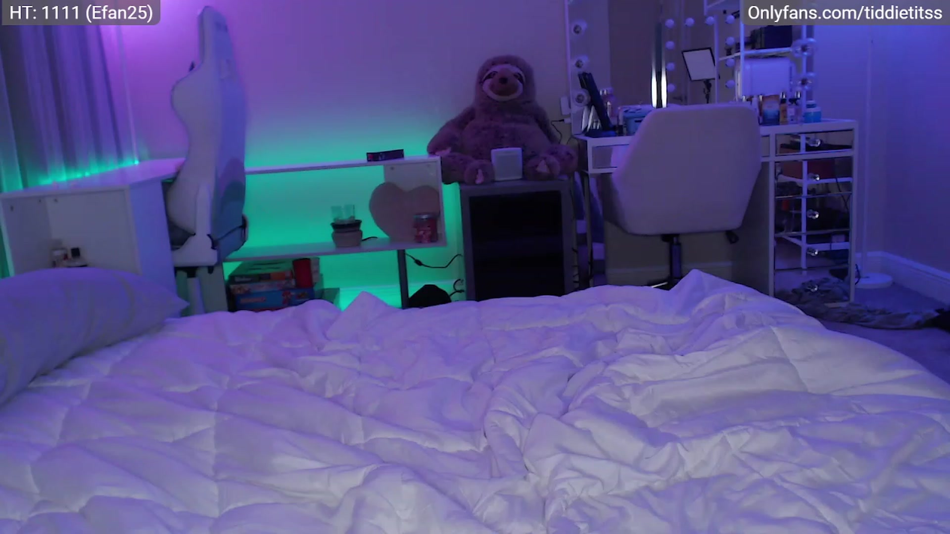 Gallery image thumbnail from tiddietitss's myfreecams stream on, 01/02/2023, 07:30 image 18 of 20