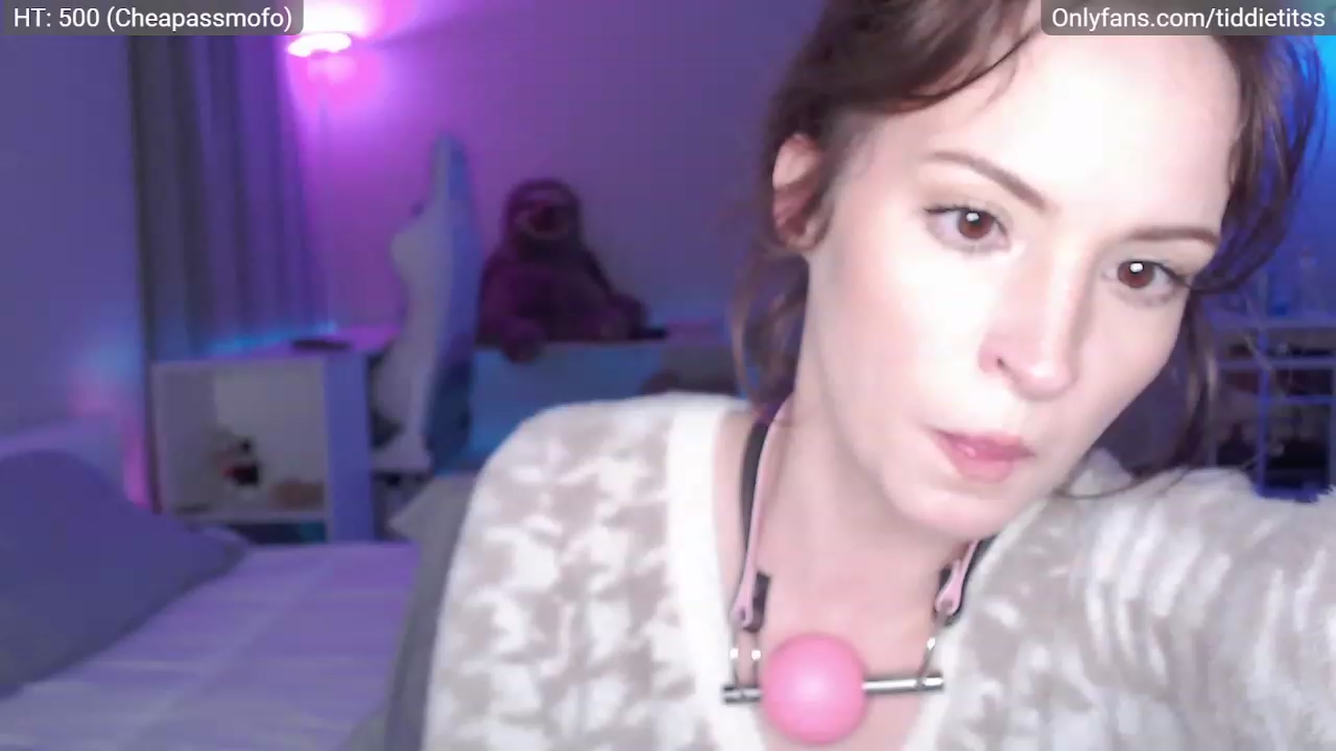 Gallery image thumbnail from tiddietitss's myfreecams stream on, 01/05/2023, 06:05 image 1 of 20