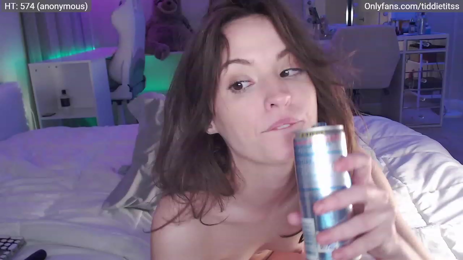 Gallery image thumbnail from tiddietitss's myfreecams stream on, 01/05/2023, 07:16 image 4 of 20