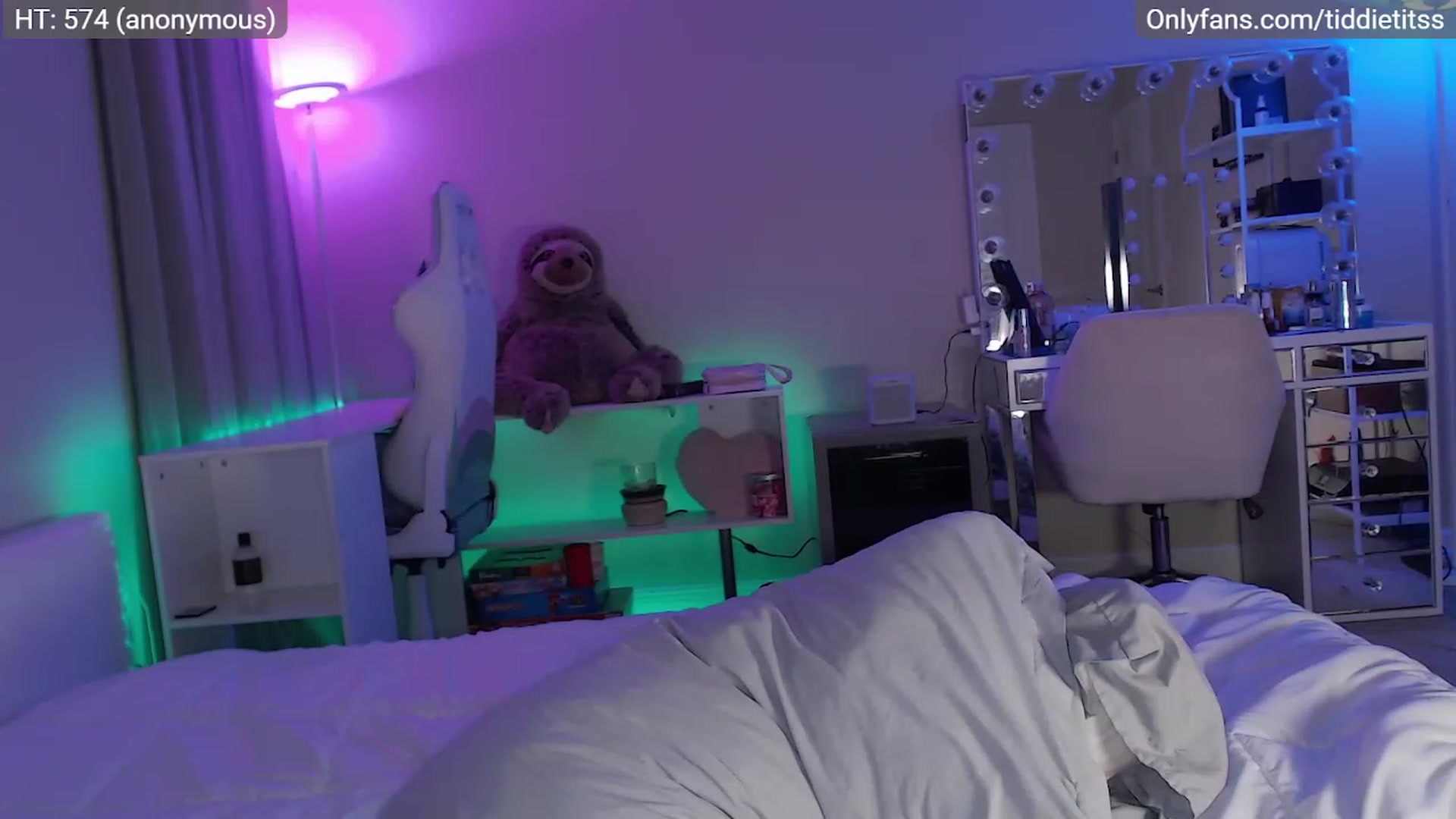 Gallery image thumbnail from tiddietitss's myfreecams stream on, 01/05/2023, 07:16 image 18 of 20