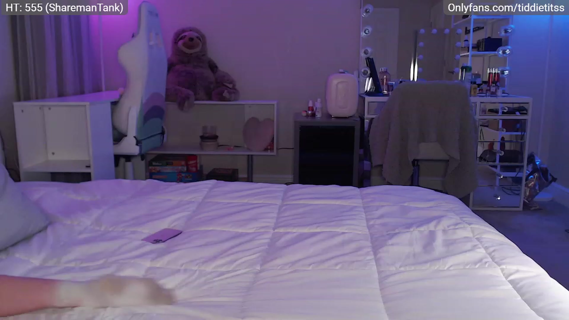 Gallery image thumbnail from tiddietitss's myfreecams stream on, 01/17/2023, 08:58 image 19 of 20