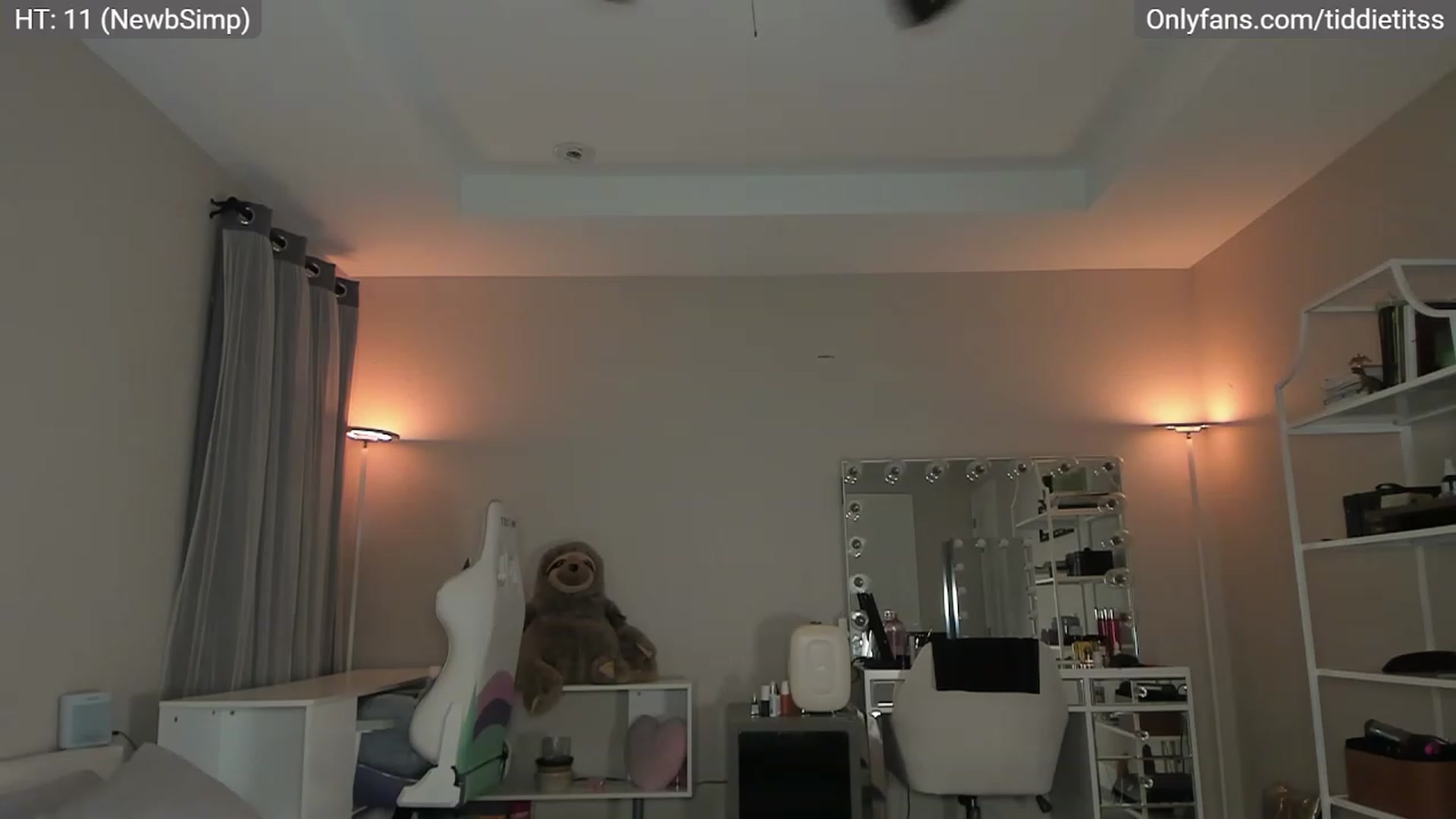 Gallery image thumbnail from tiddietitss's myfreecams stream on, 01/31/2023, 04:45 image 2 of 20