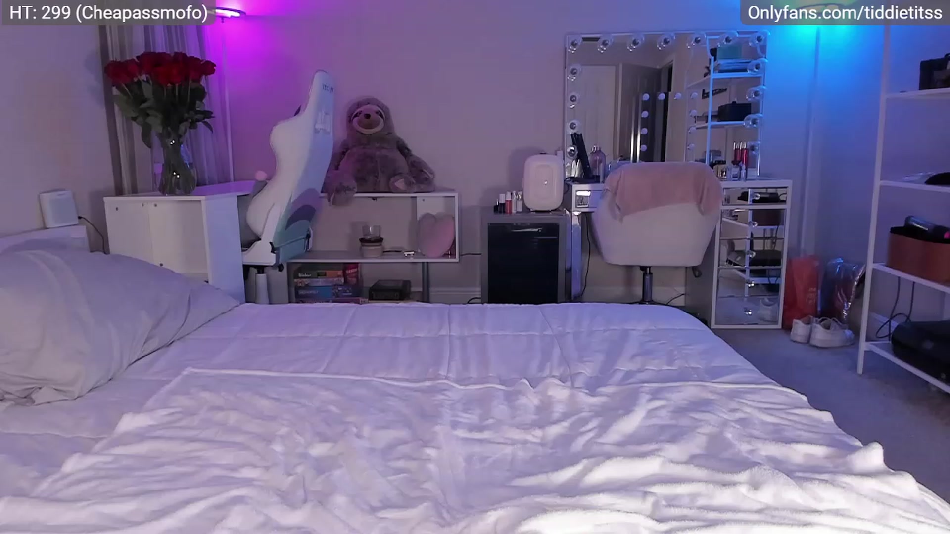Gallery image thumbnail from tiddietitss's myfreecams stream on, 02/04/2023, 09:25 image 1 of 20