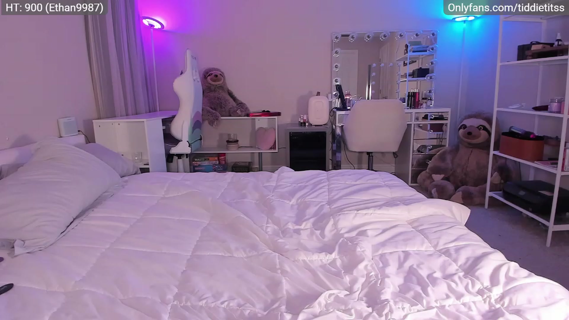 Gallery image thumbnail from tiddietitss's myfreecams stream on, 02/11/2023, 09:54 image 6 of 20