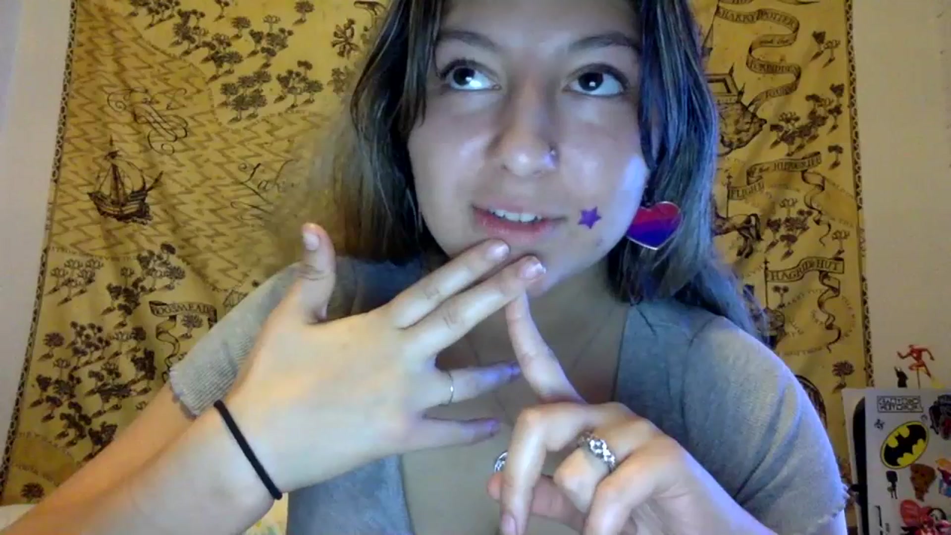 Gallery image thumbnail from tinydancer4's myfreecams stream on, 10/01/2023, 01:50 image 10 of 20