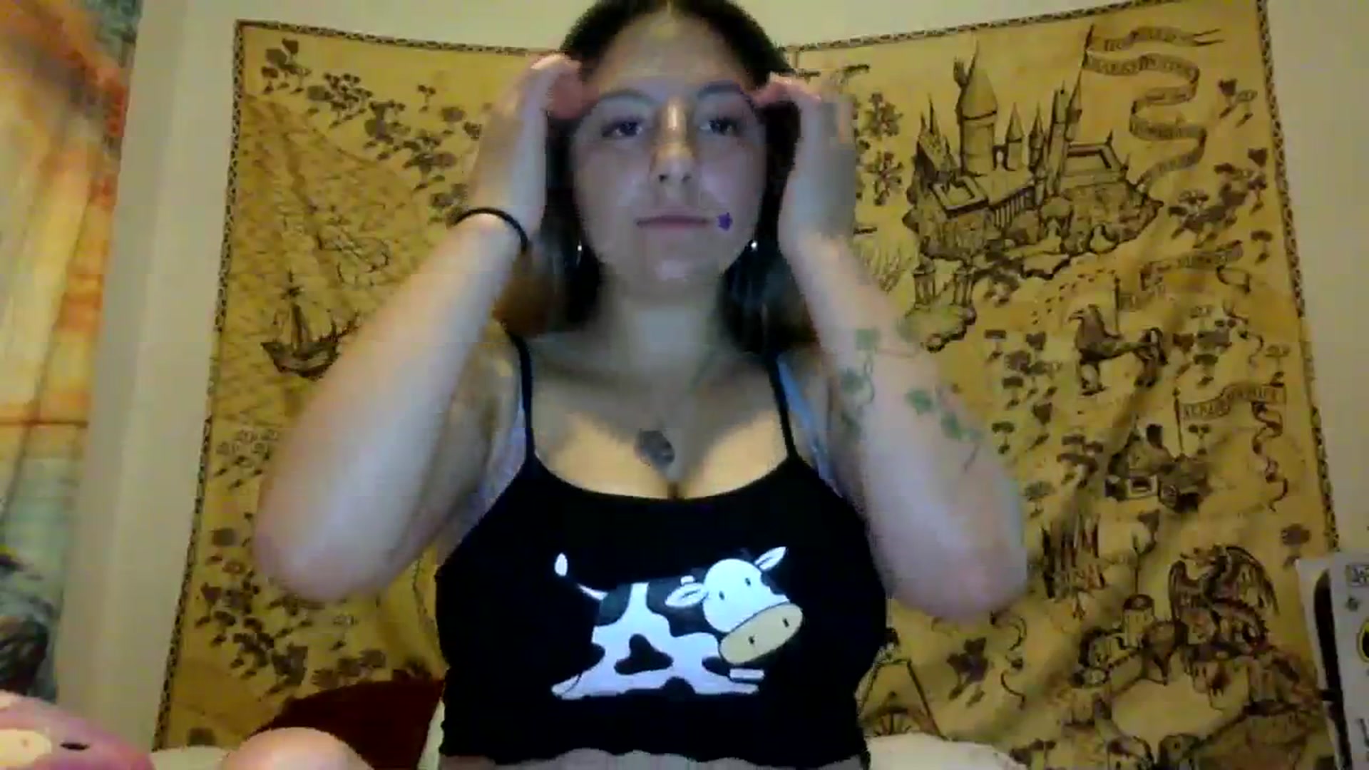 Gallery image thumbnail from tinydancer4's myfreecams stream on, 10/01/2023, 01:50 image 18 of 20