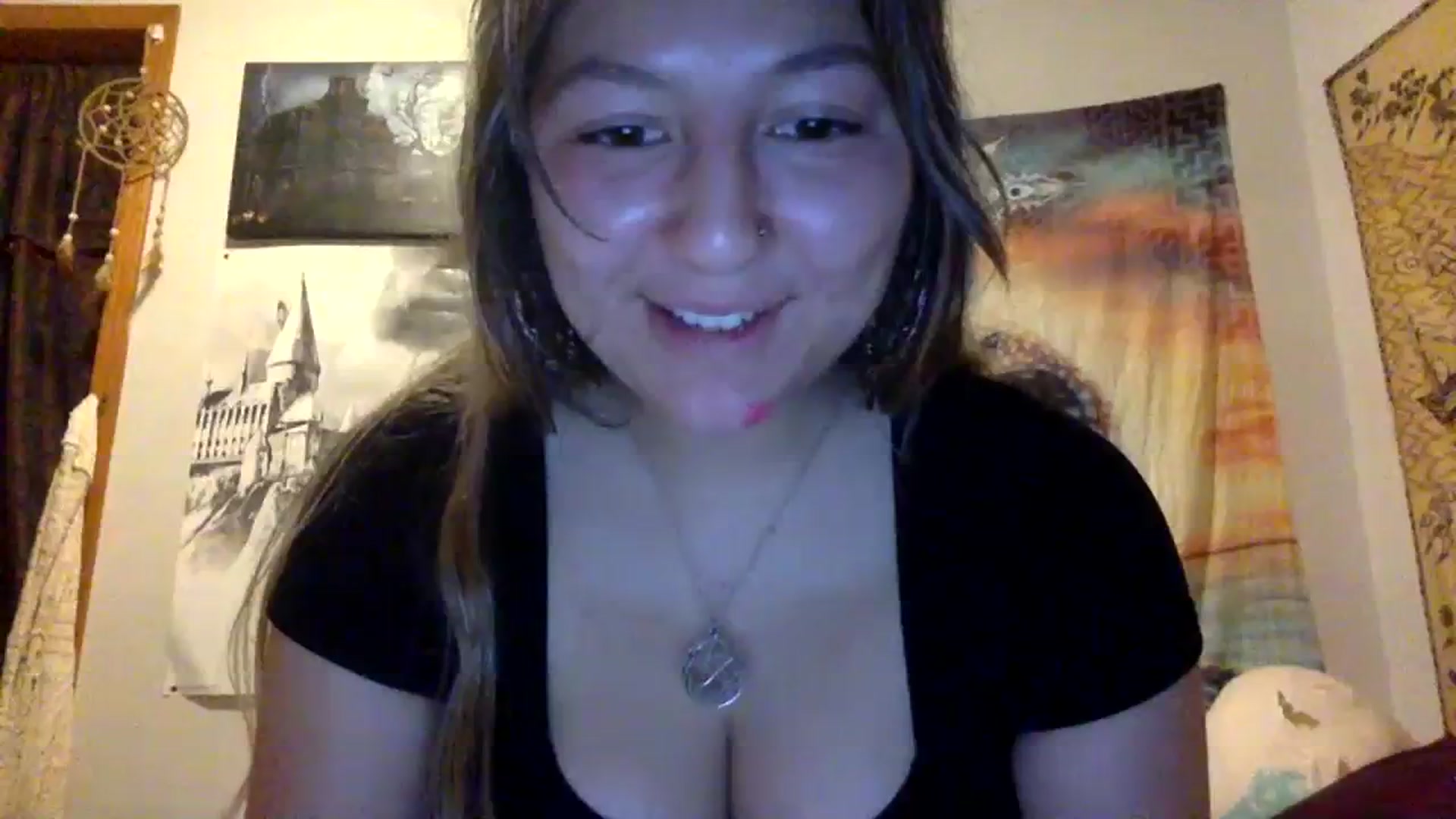 Gallery image thumbnail from tinydancer4's myfreecams stream on, 10/03/2023, 01:17 image 5 of 20