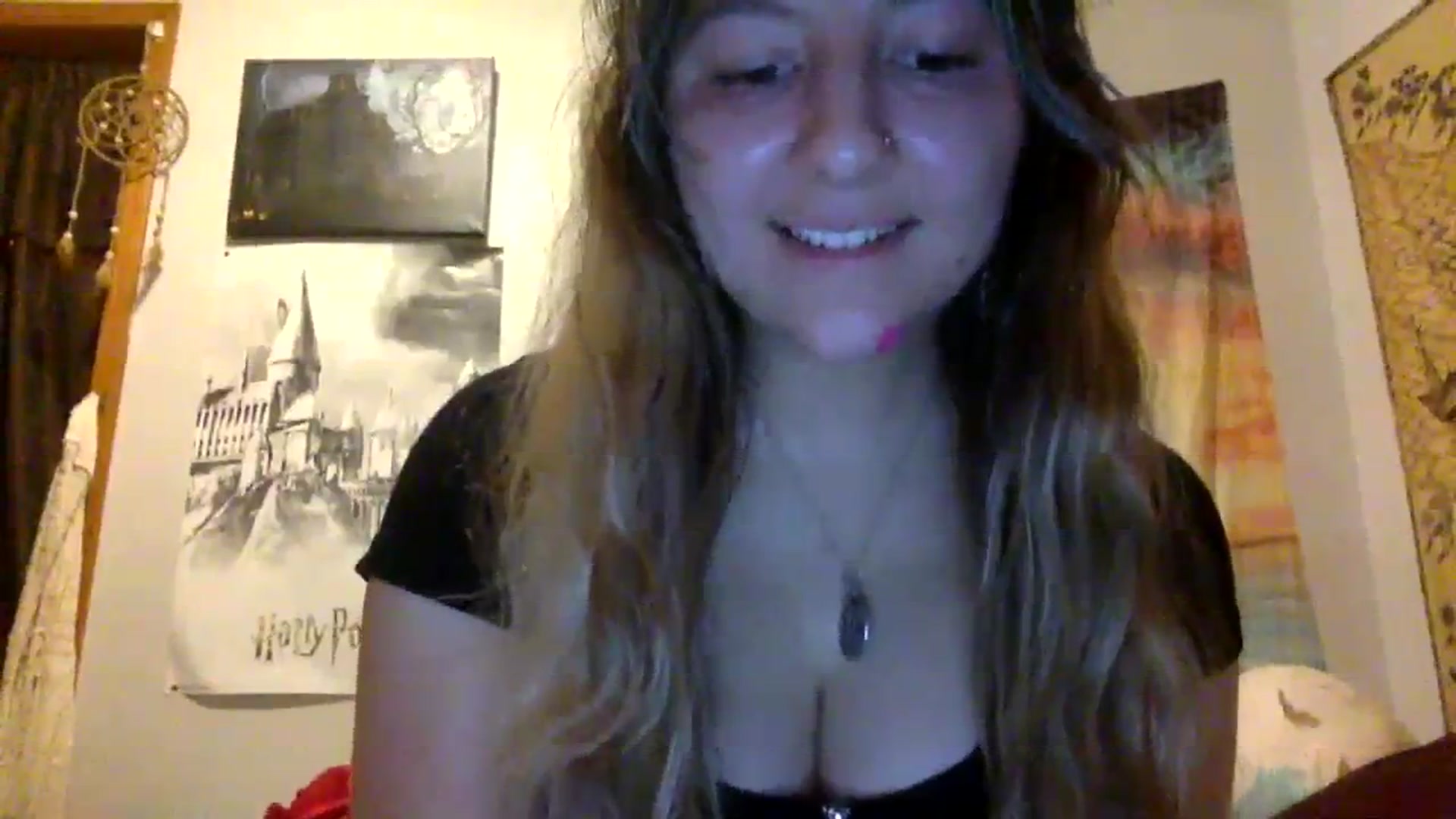 Gallery image thumbnail from tinydancer4's myfreecams stream on, 10/03/2023, 01:17 image 19 of 20