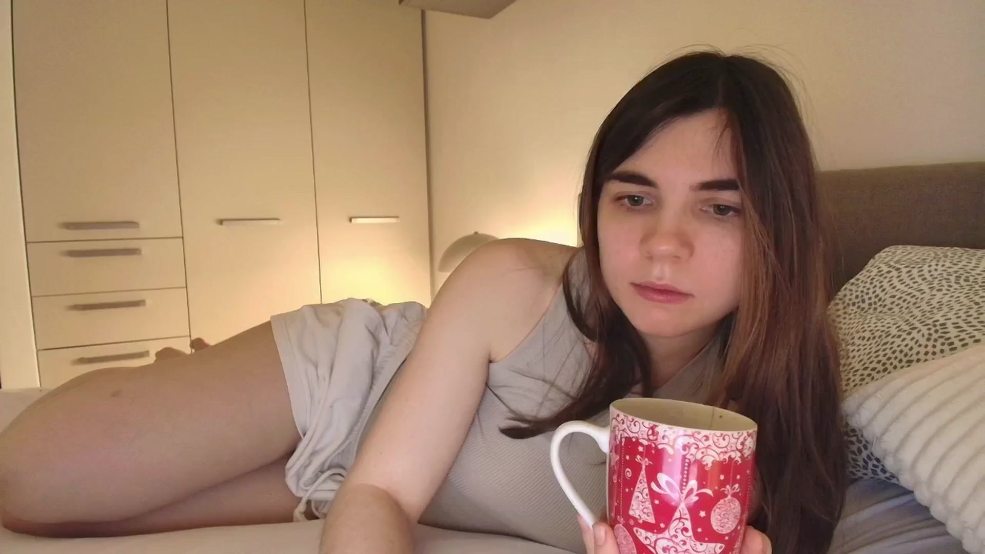 Gallery image thumbnail from tokencunt's myfreecams stream on, 02/05/2025, 24:56 image 2 of 20