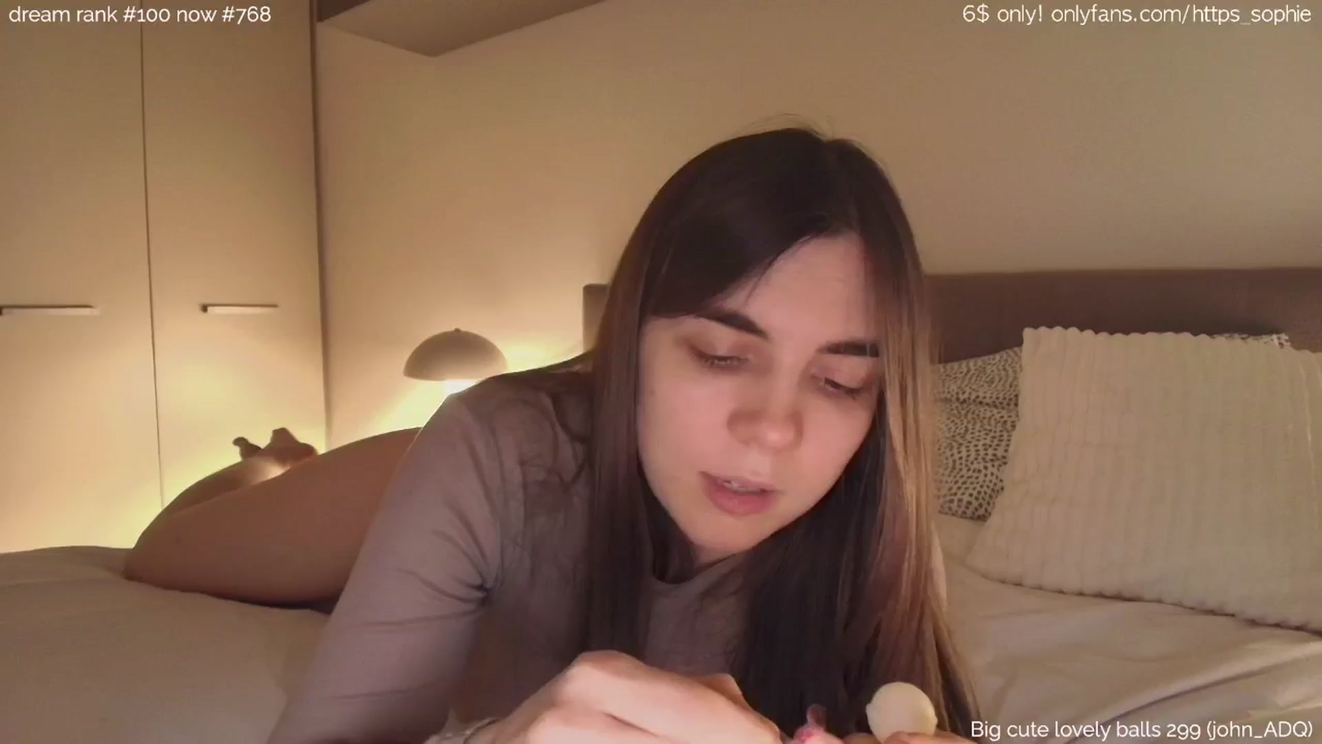 Gallery image thumbnail from tokencunt's myfreecams stream on, 02/09/2025, 24:05 image 4 of 20