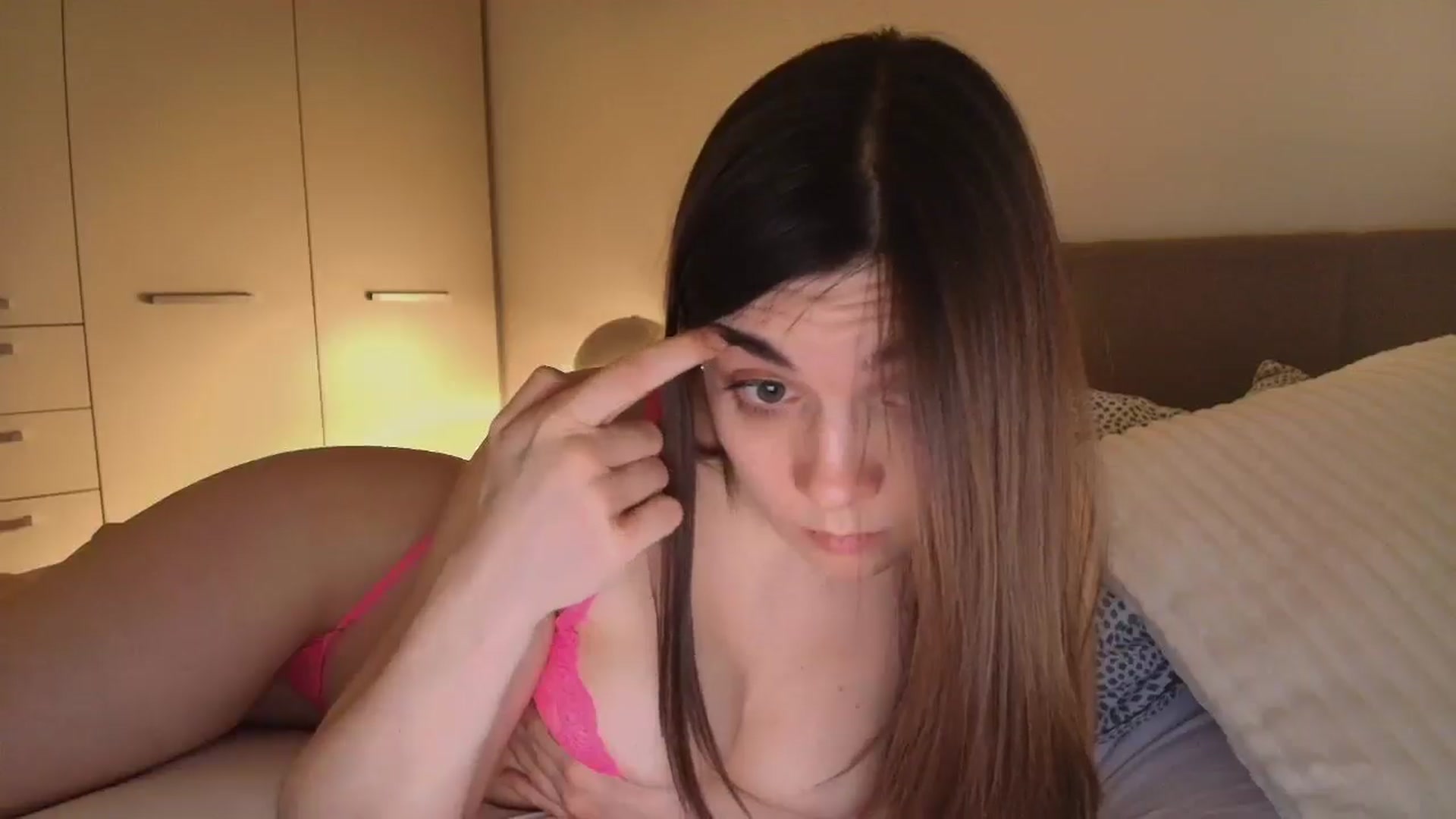 Gallery image thumbnail from tokencunt's myfreecams stream on, 02/11/2025, 01:57 image 19 of 20
