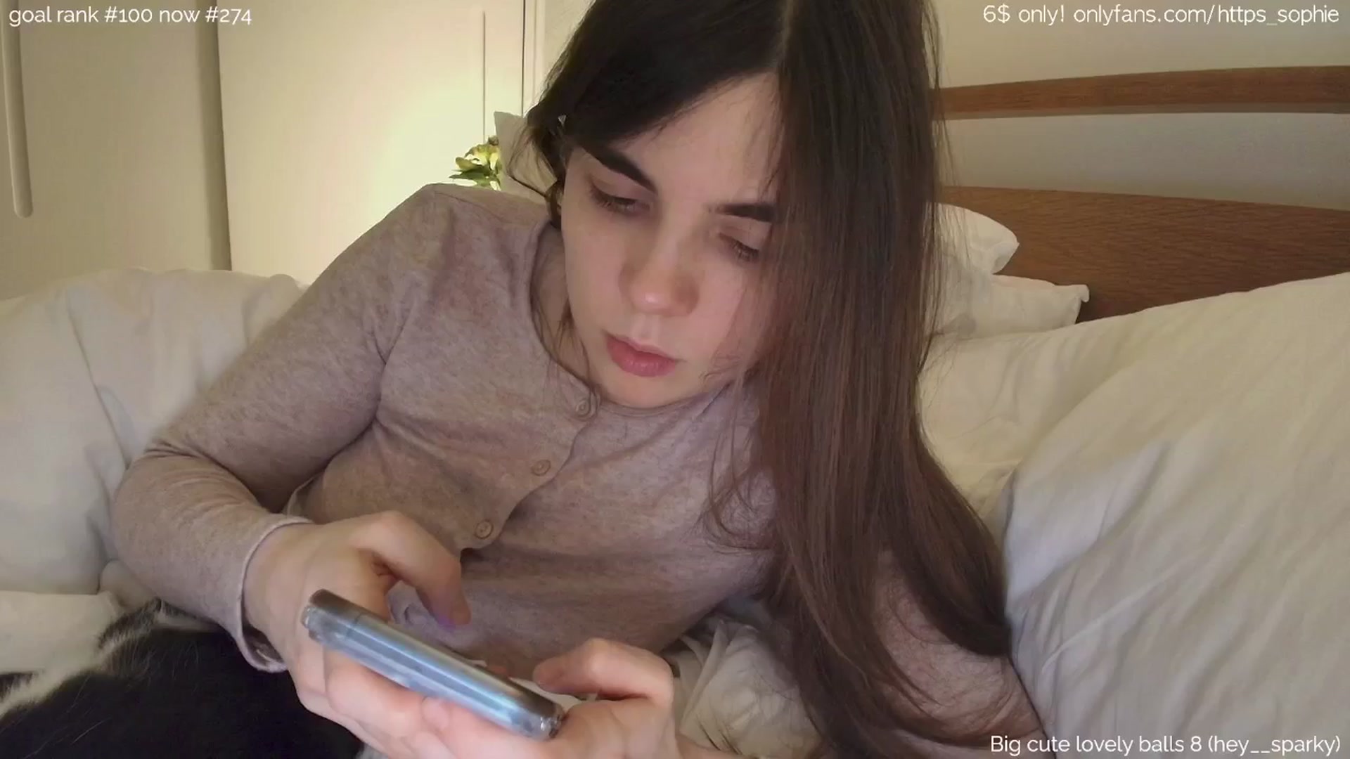 Gallery image thumbnail from tokencunt's myfreecams stream on, 02/25/2025, 02:06 image 2 of 20