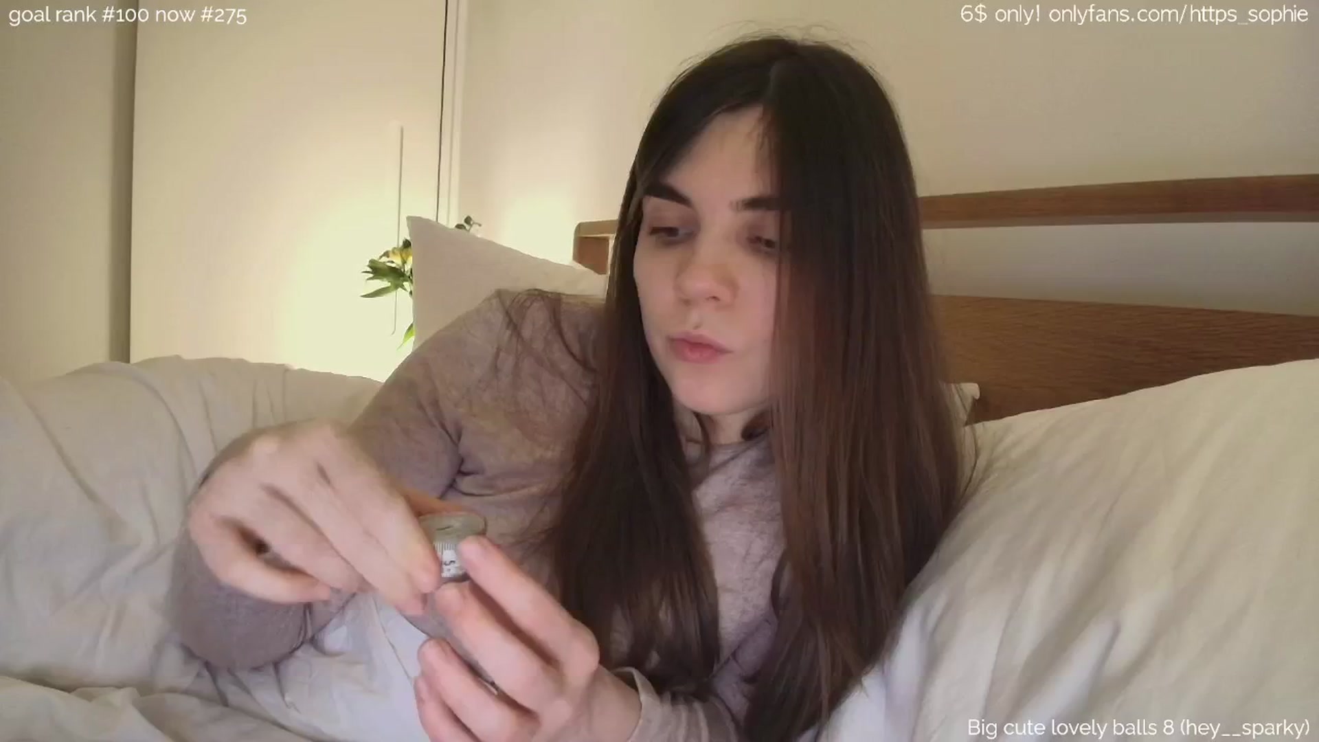 Gallery image thumbnail from tokencunt's myfreecams stream on, 02/25/2025, 02:06 image 13 of 20
