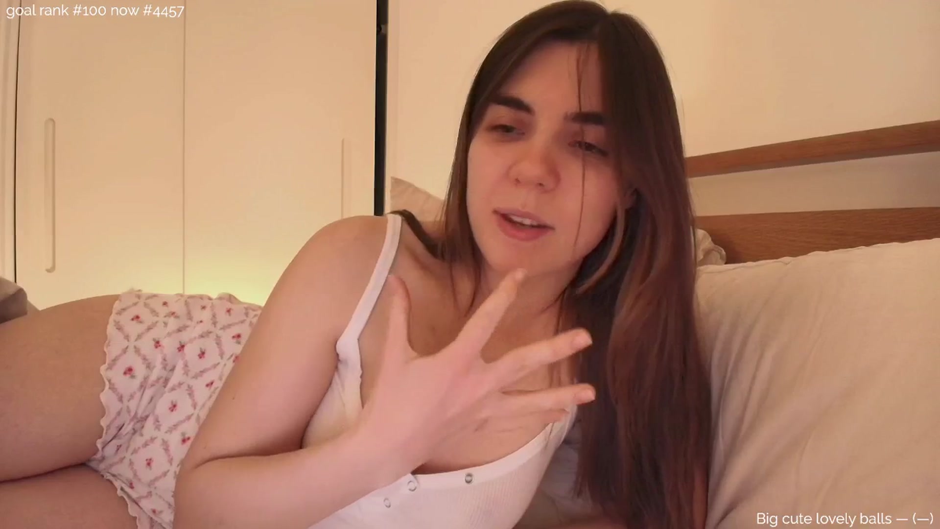 Gallery image thumbnail from tokencunt's myfreecams stream on, 04/11/2025, 24:08 image 2 of 20
