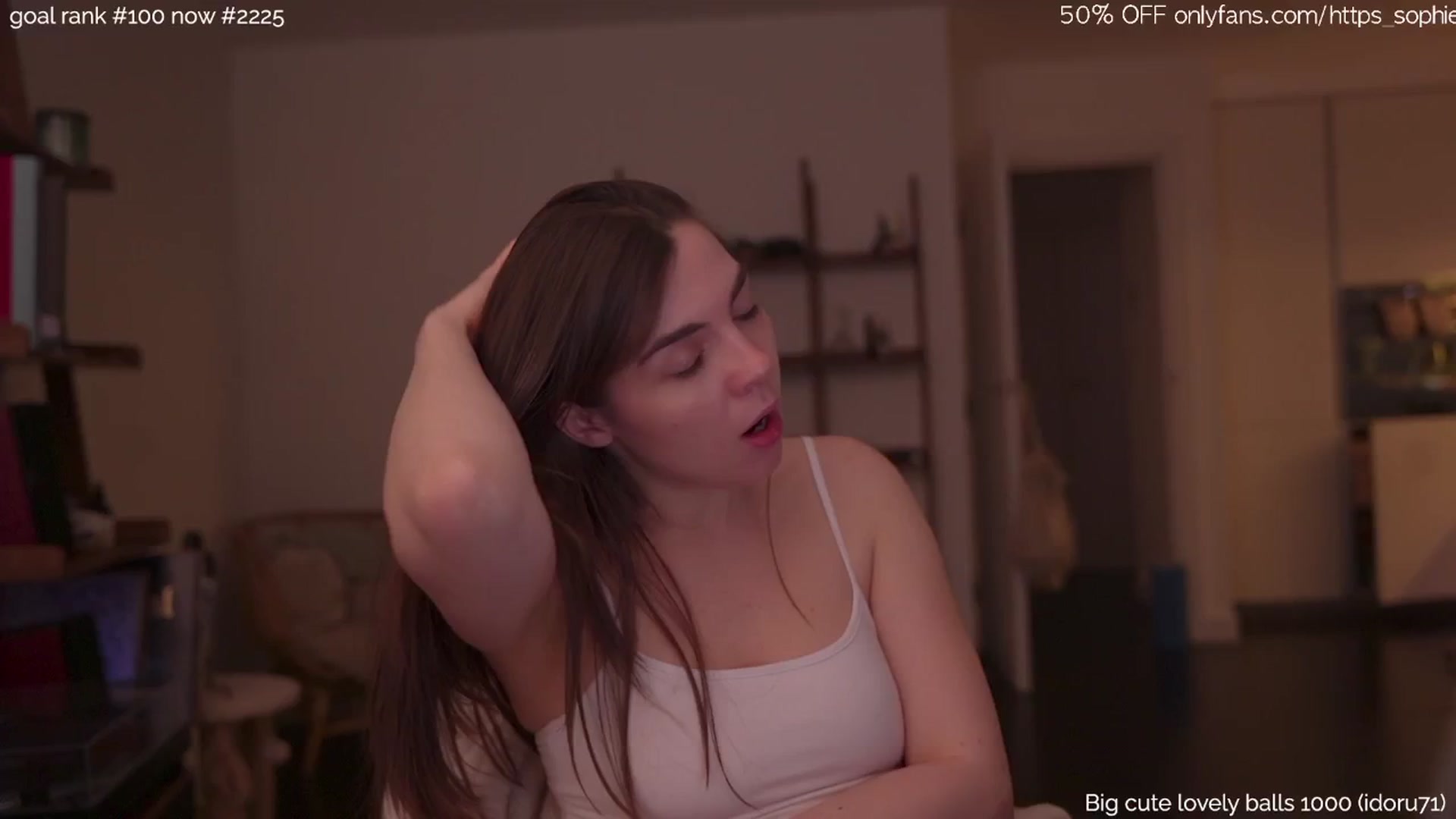 Gallery image thumbnail from tokencunt's myfreecams stream on, 04/13/2025, 24:44 image 18 of 20