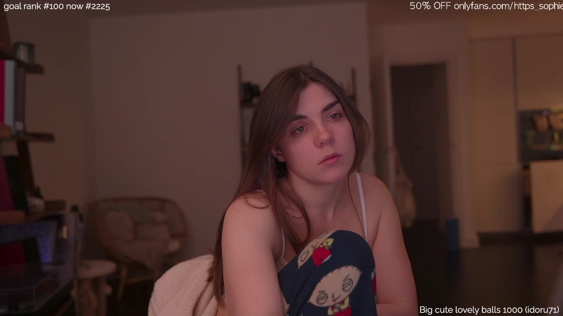 Gallery image thumbnail from tokencunt's myfreecams stream on, 04/13/2025, 24:44 image 17 of 20