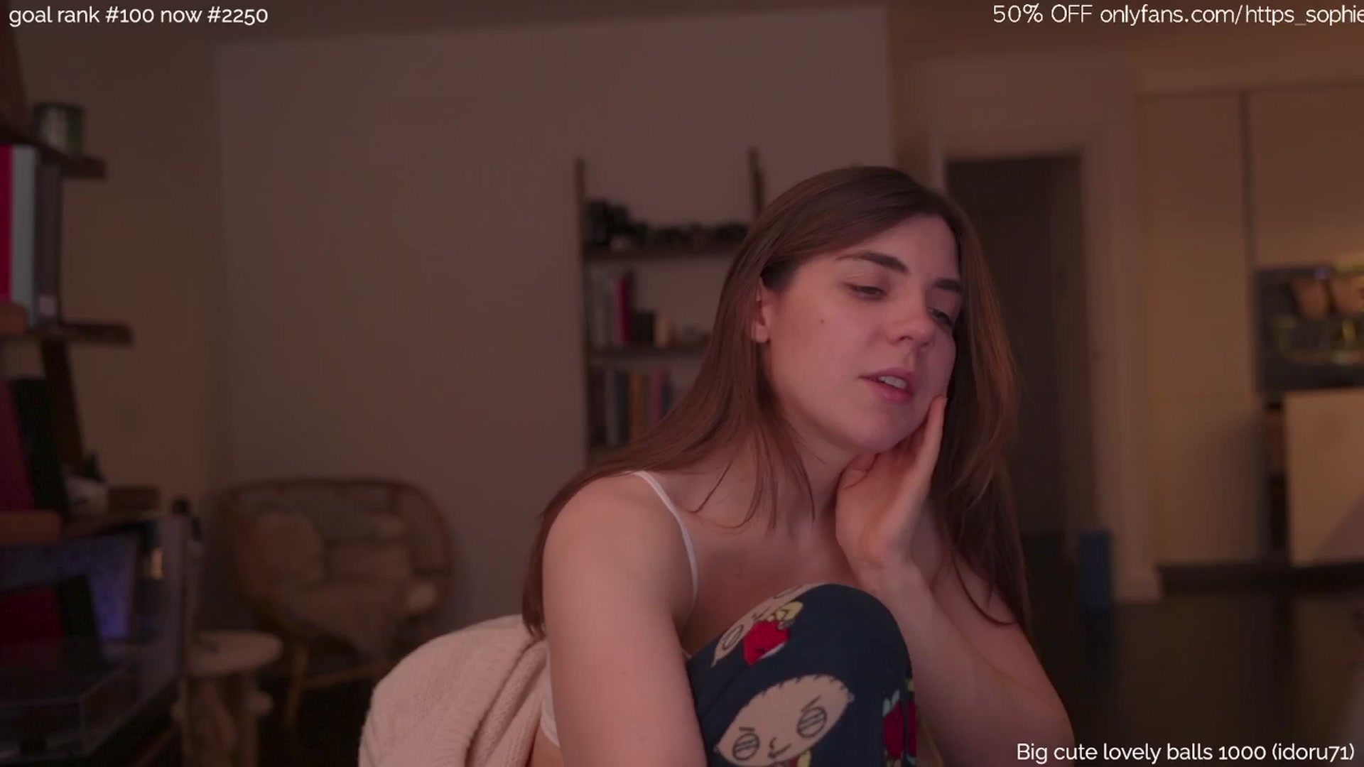 Gallery image thumbnail from tokencunt's myfreecams stream on, 04/13/2025, 24:44 image 12 of 20