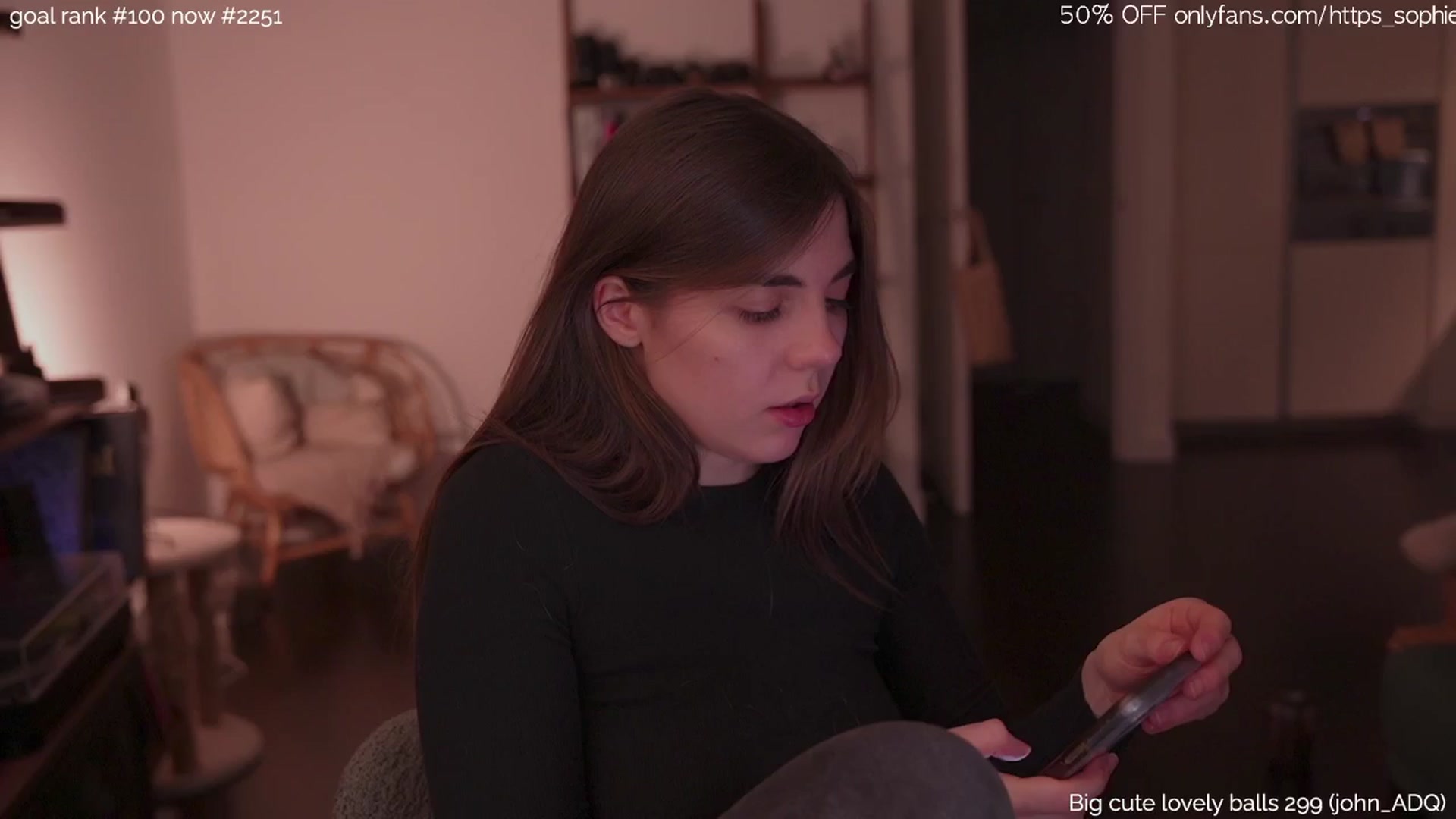Gallery image thumbnail from tokencunt's myfreecams stream on, 04/14/2025, 24:03 image 8 of 20