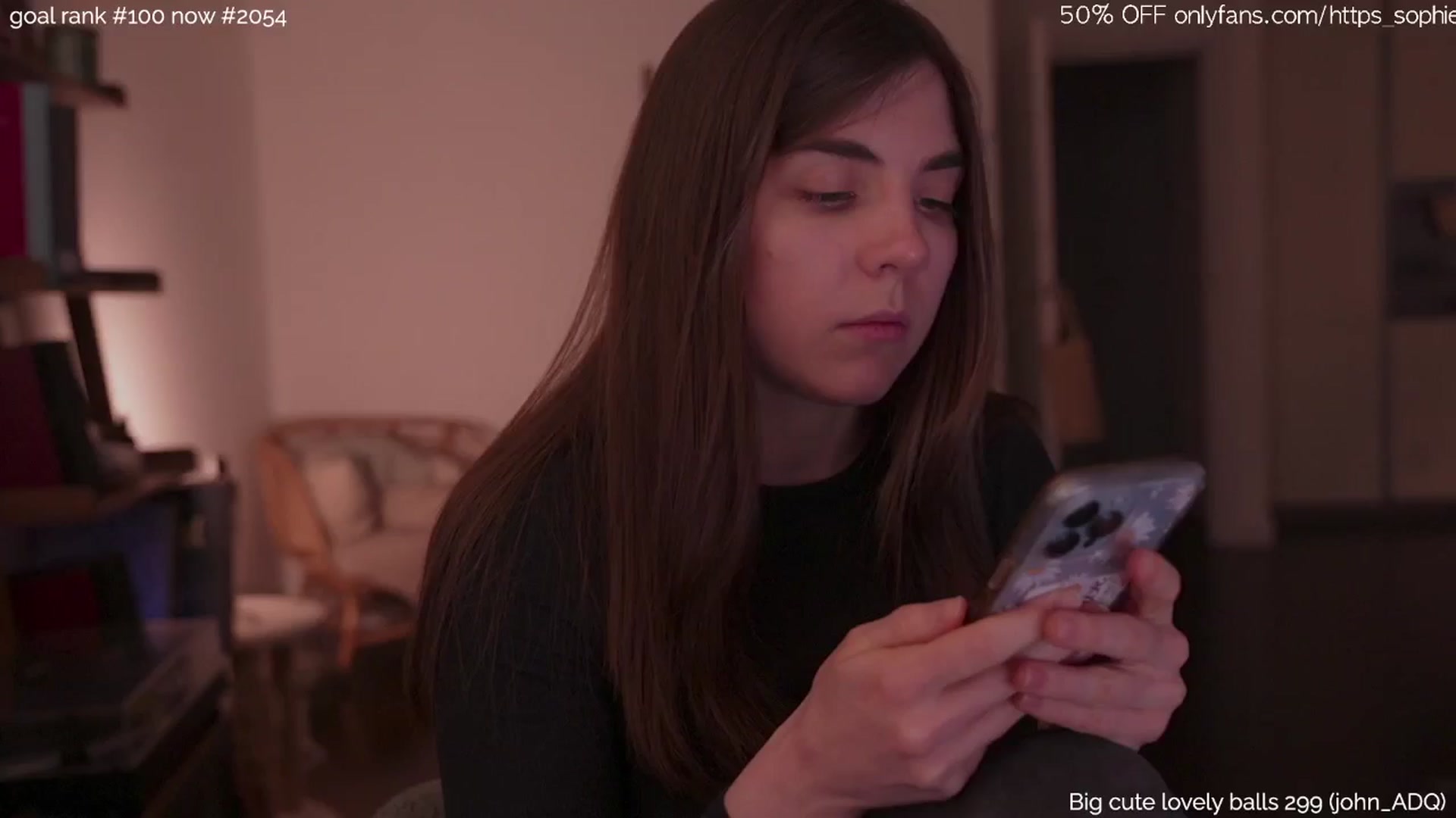 Gallery image thumbnail from tokencunt's myfreecams stream on, 04/14/2025, 24:03 image 18 of 20