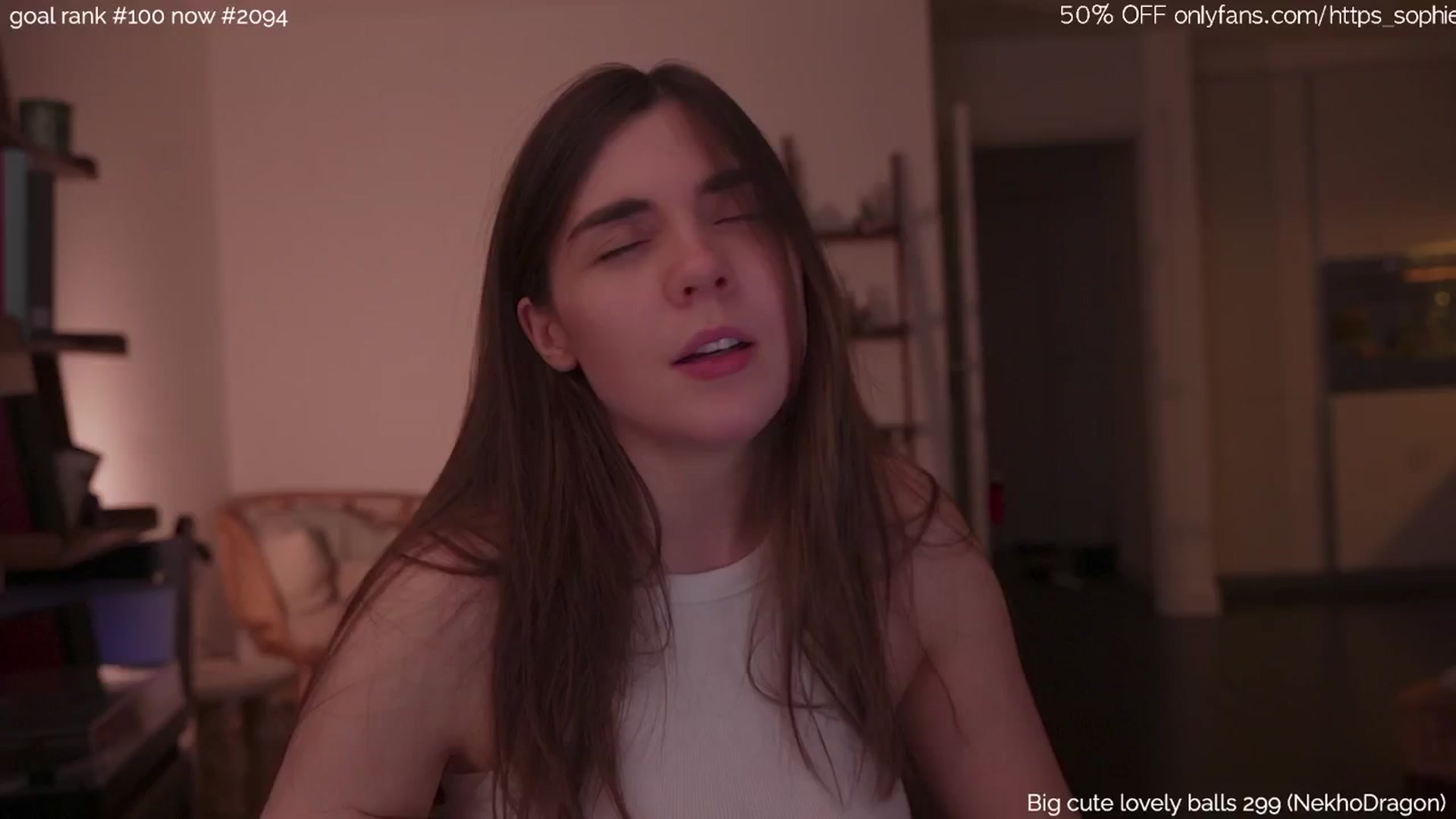 Gallery image thumbnail from tokencunt's myfreecams stream on, 04/19/2025, 02:39 image 7 of 20