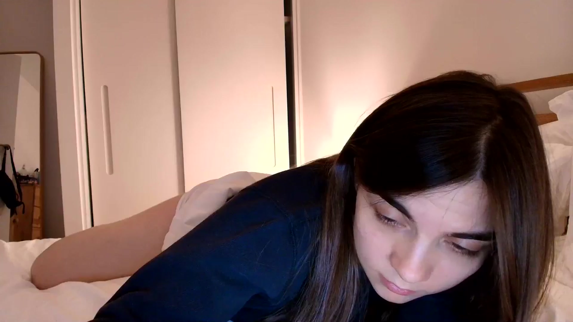 Gallery image thumbnail from tokencunt's myfreecams stream on, 04/30/2025, 24:01 image 7 of 20