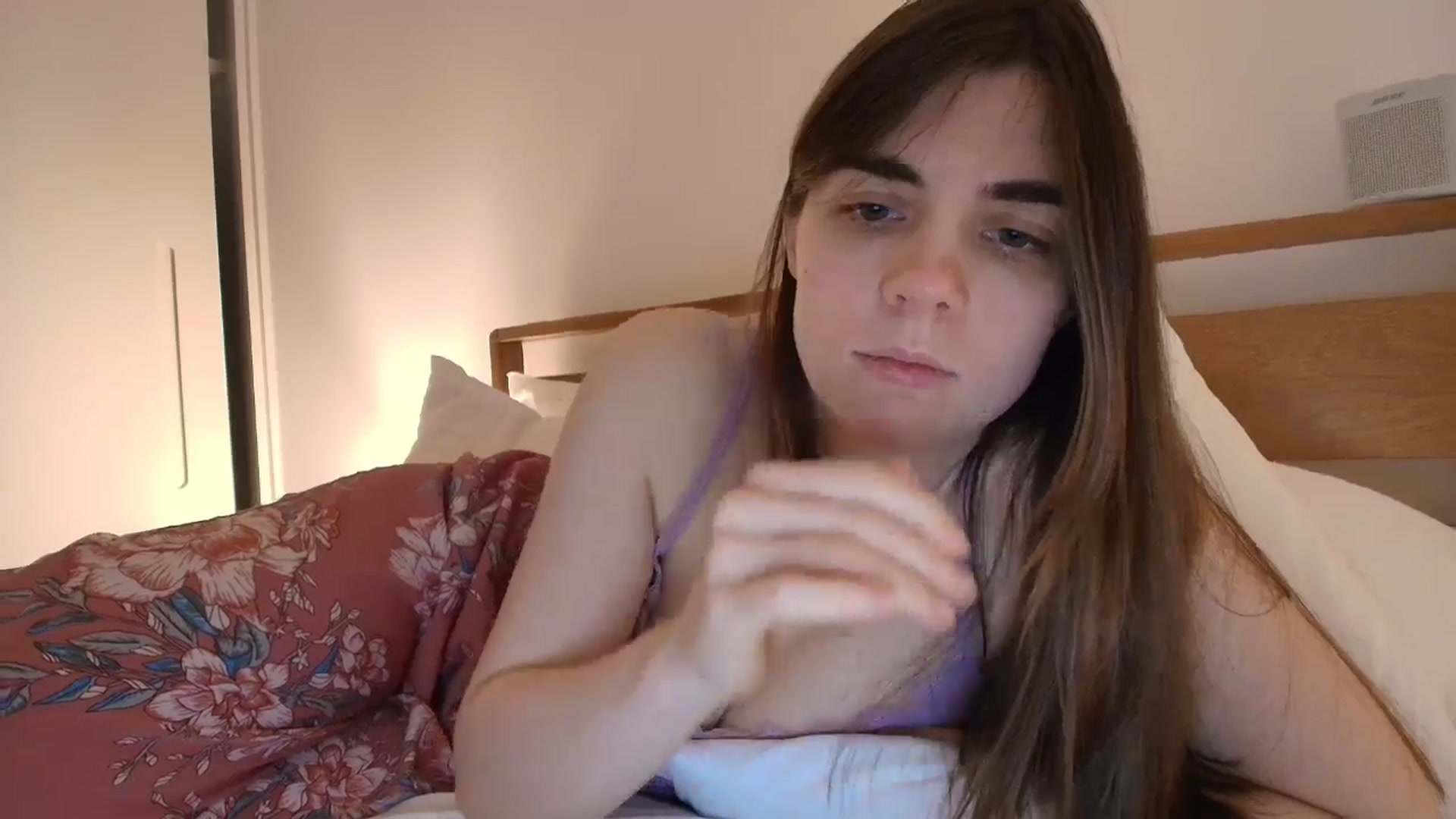 Gallery image thumbnail from tokencunt's myfreecams stream on, 05/01/2025, 01:59 image 16 of 20