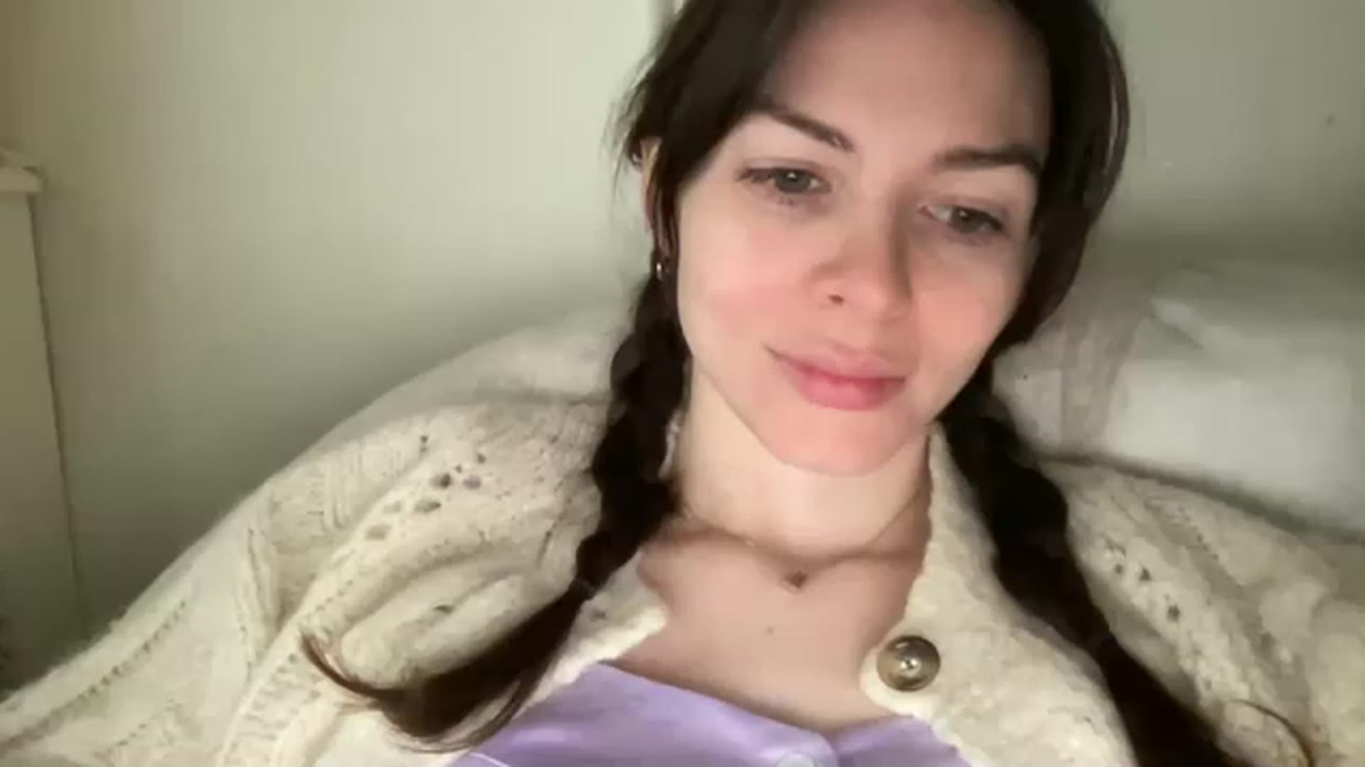 Gallery image thumbnail from tonyclifton69's myfreecams stream on, 12/31/2022, 20:39 image 3 of 20