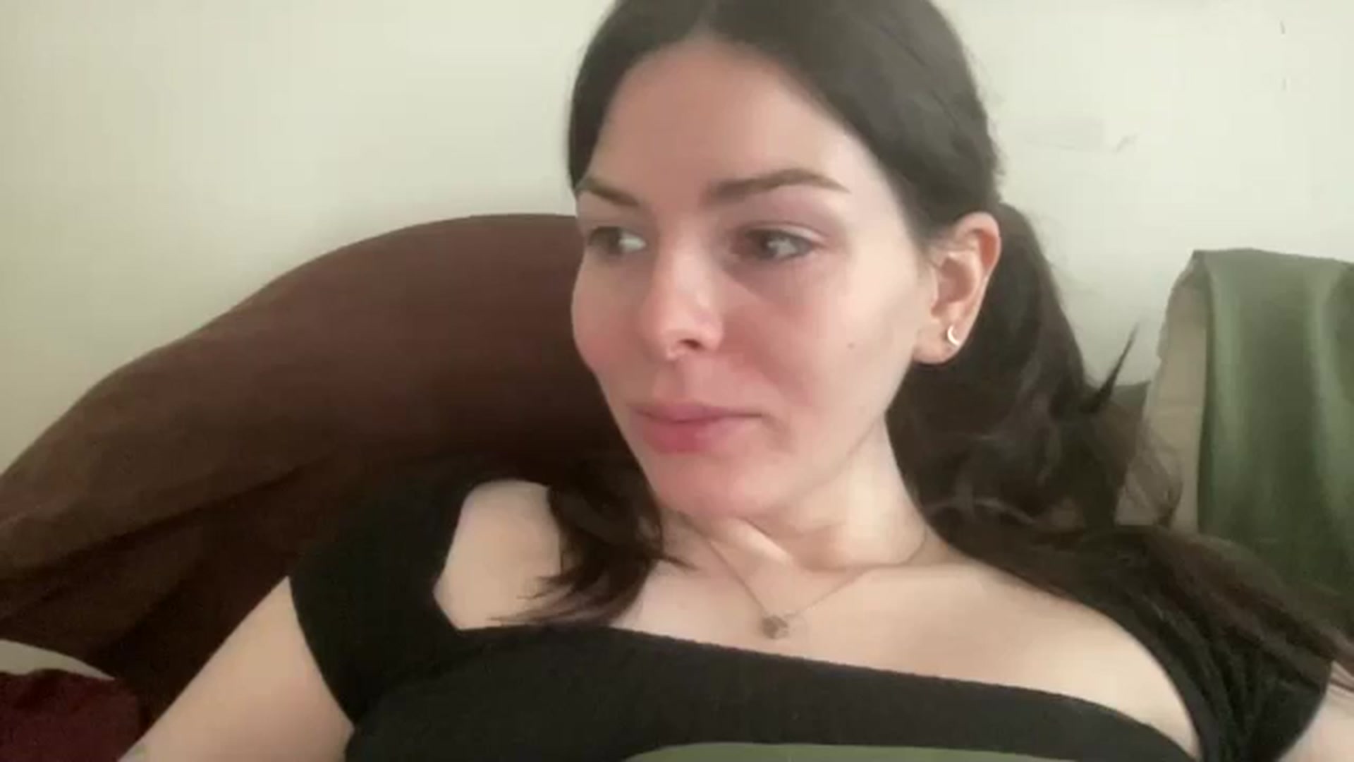 Gallery image thumbnail from tonyclifton69's myfreecams stream on, 12/30/2024, 17:28 image 18 of 20