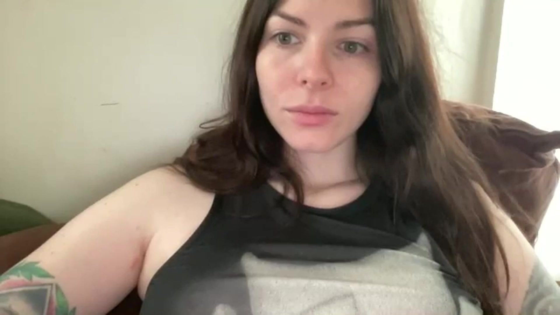 Gallery image thumbnail from tonyclifton69's myfreecams stream on, 08/01/2025, 22:14 image 14 of 20