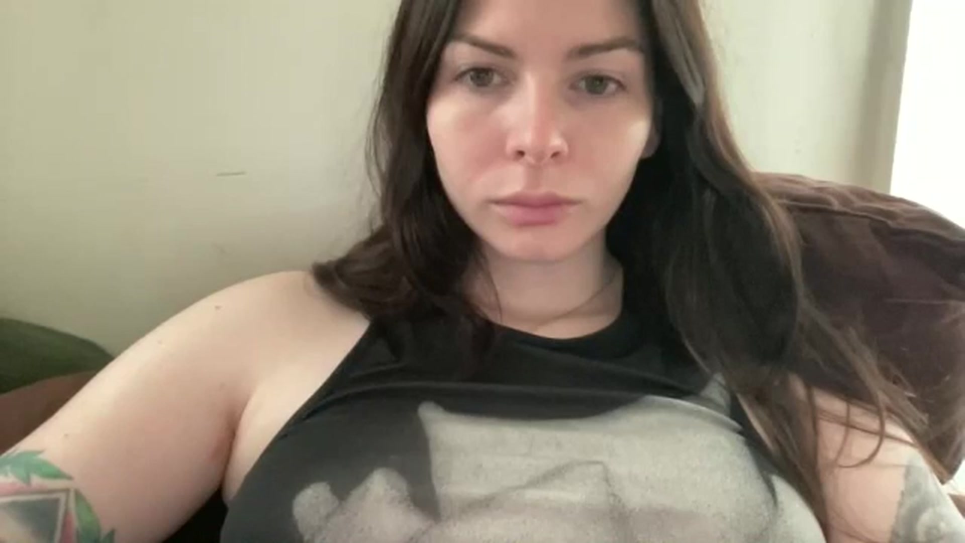 Gallery image thumbnail from tonyclifton69's myfreecams stream on, 08/01/2025, 22:14 image 6 of 20