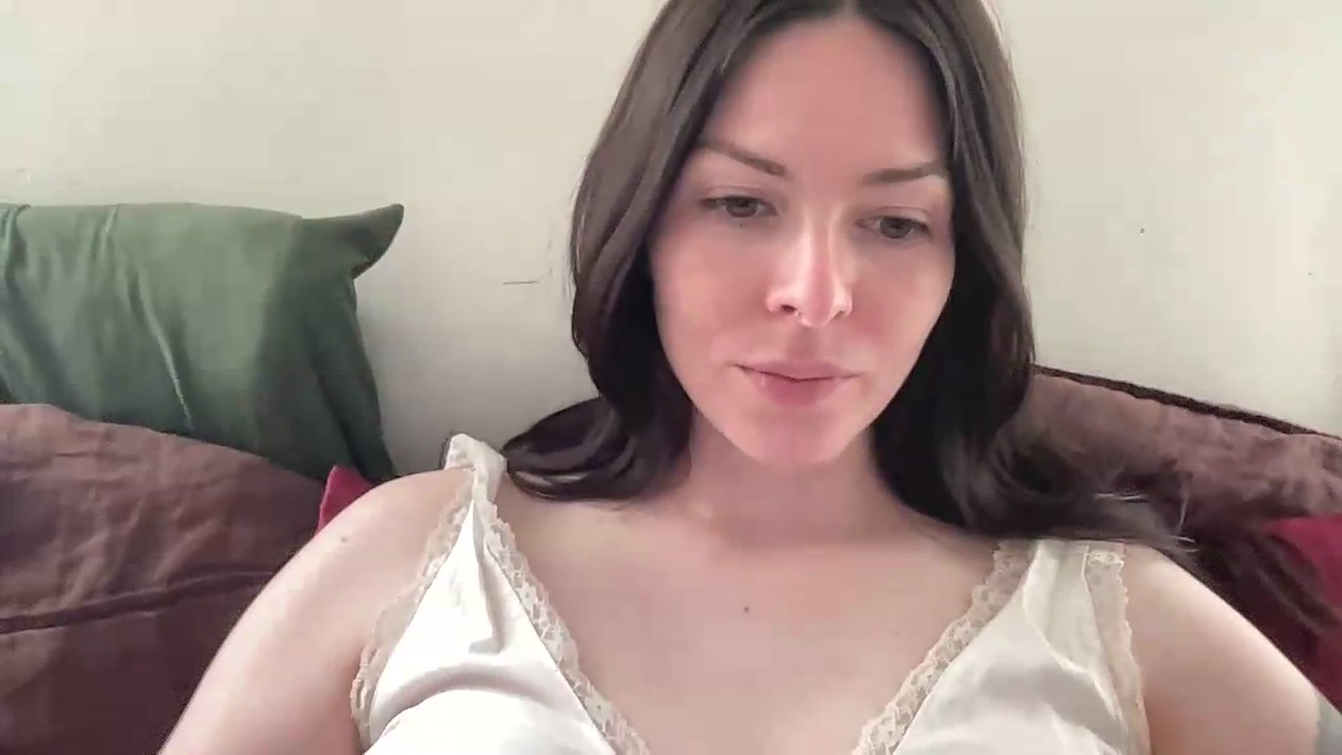 Gallery image thumbnail from tonyclifton69's myfreecams stream on, 06/04/2026, 19:00 image 17 of 20