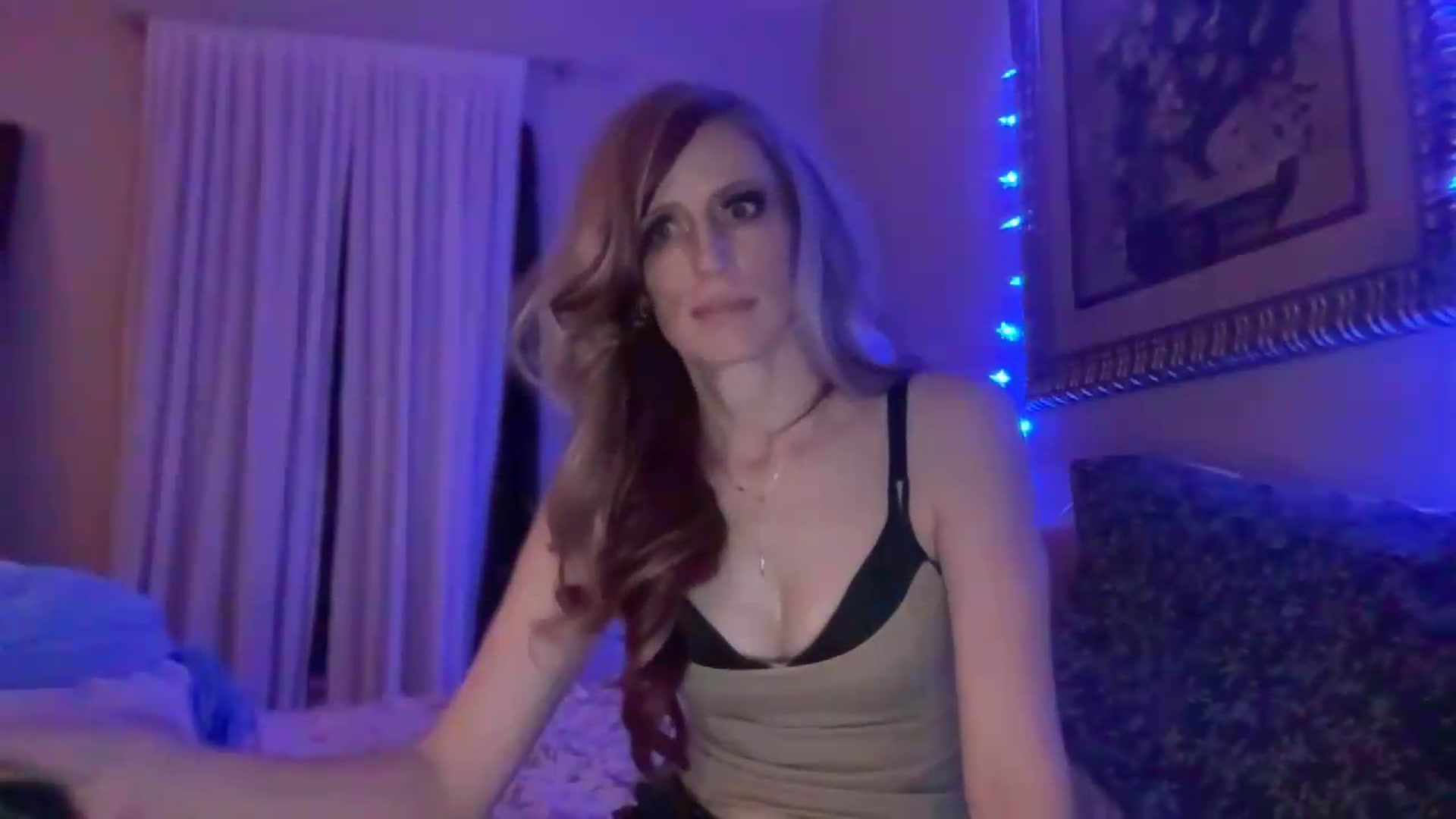 Gallery image thumbnail from toomuchmascara's myfreecams stream on, 08/28/2026, 05:01 image 11 of 20