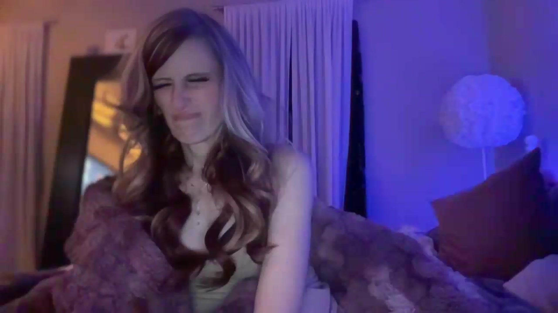 Gallery image thumbnail from toomuchmascara's myfreecams stream on, 08/28/2026, 05:01 image 16 of 20
