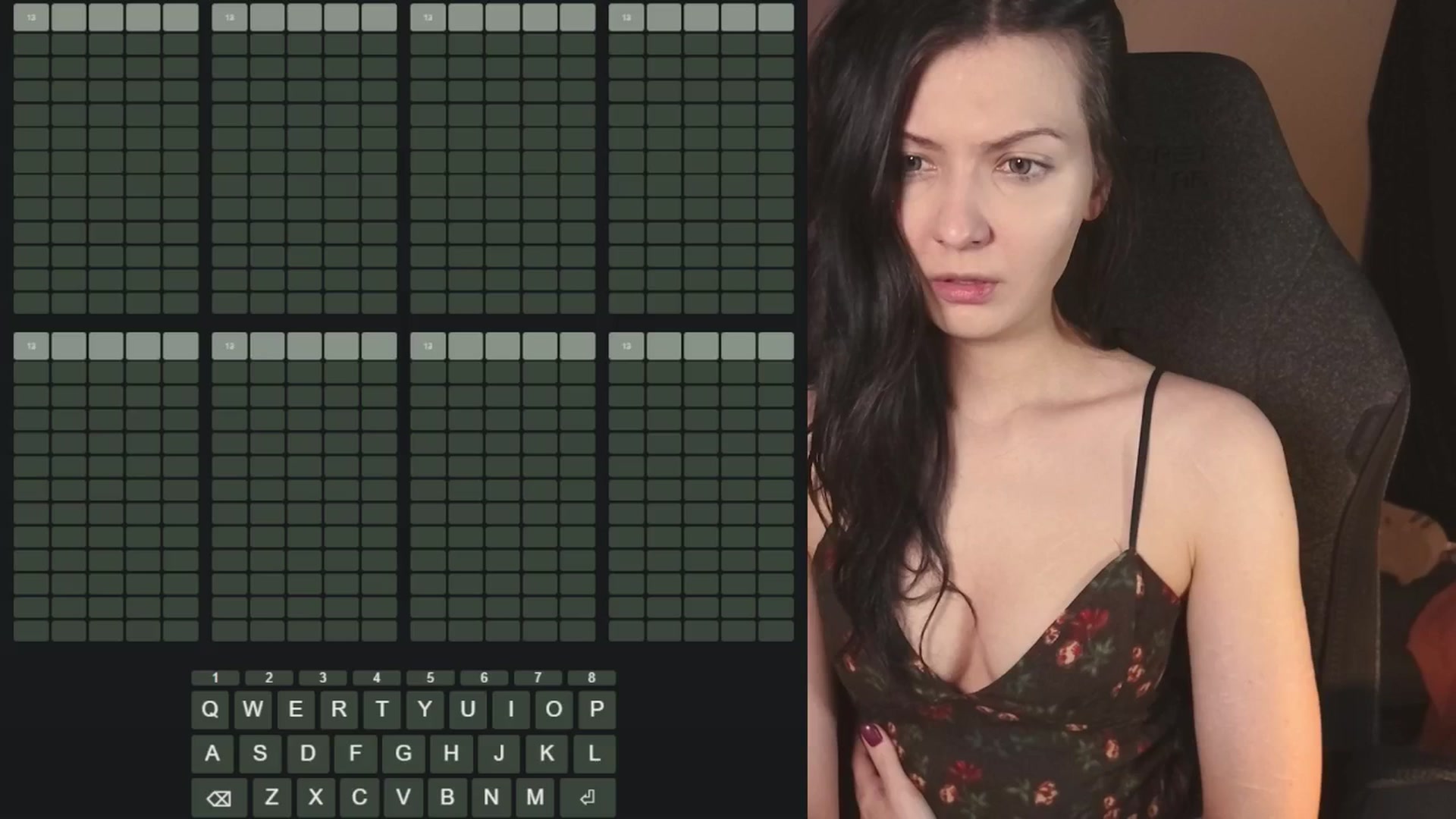 Gallery image thumbnail from tooter's myfreecams stream on, 05/17/2024, 02:18 image 12 of 20