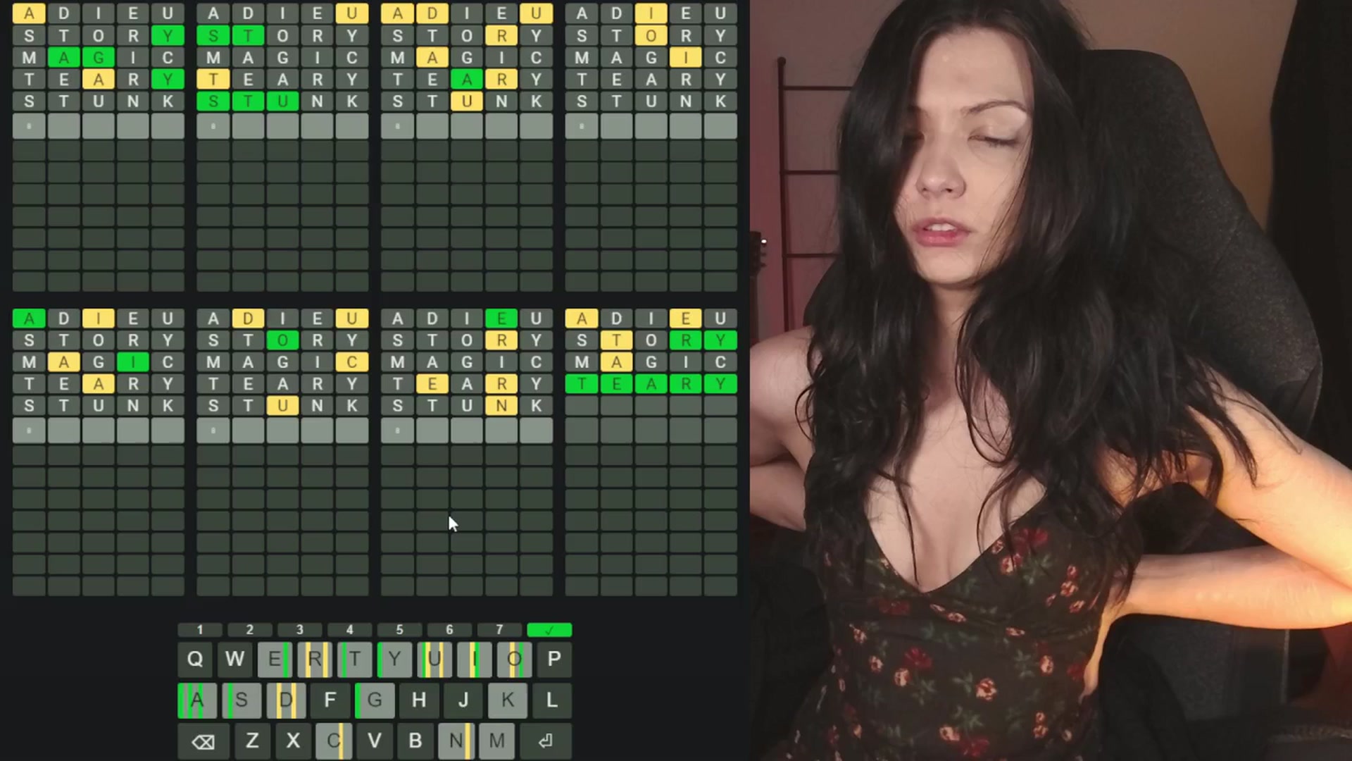 Gallery image thumbnail from tooter's myfreecams stream on, 05/17/2024, 02:18 image 15 of 20