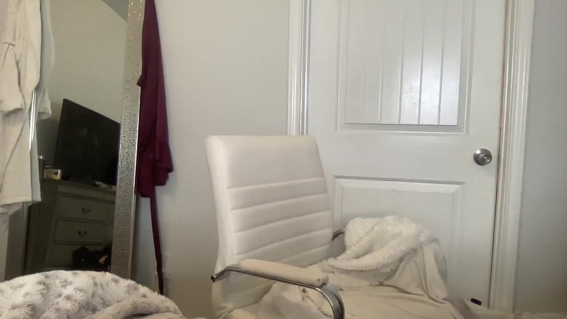 Gallery image thumbnail from torireigns1's myfreecams stream on, 05/26/2024, 17:50 image 20 of 20